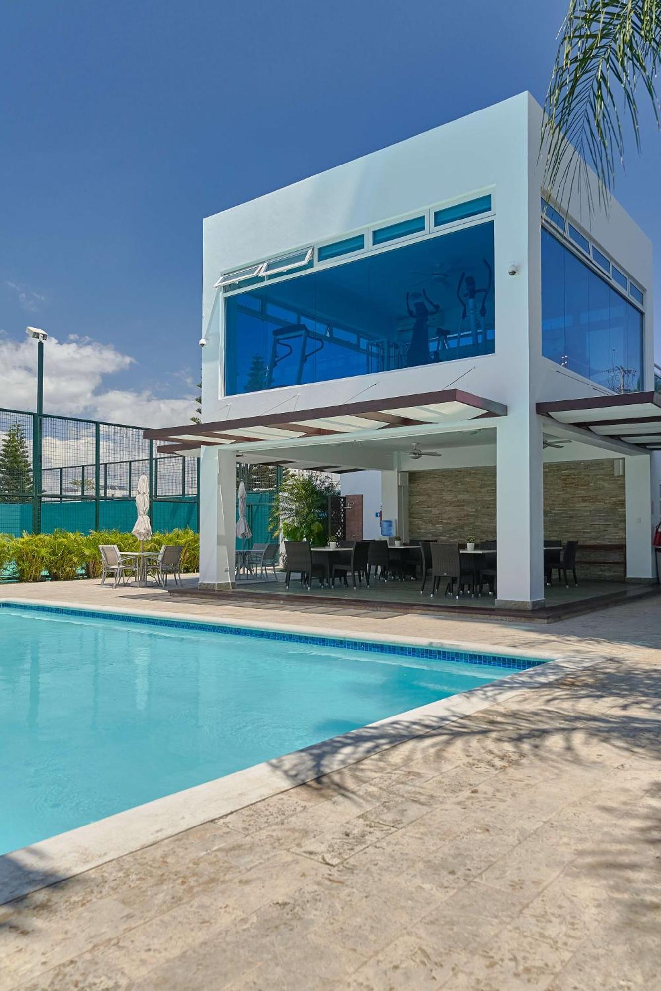 Elegante Aqua Marine Apartment