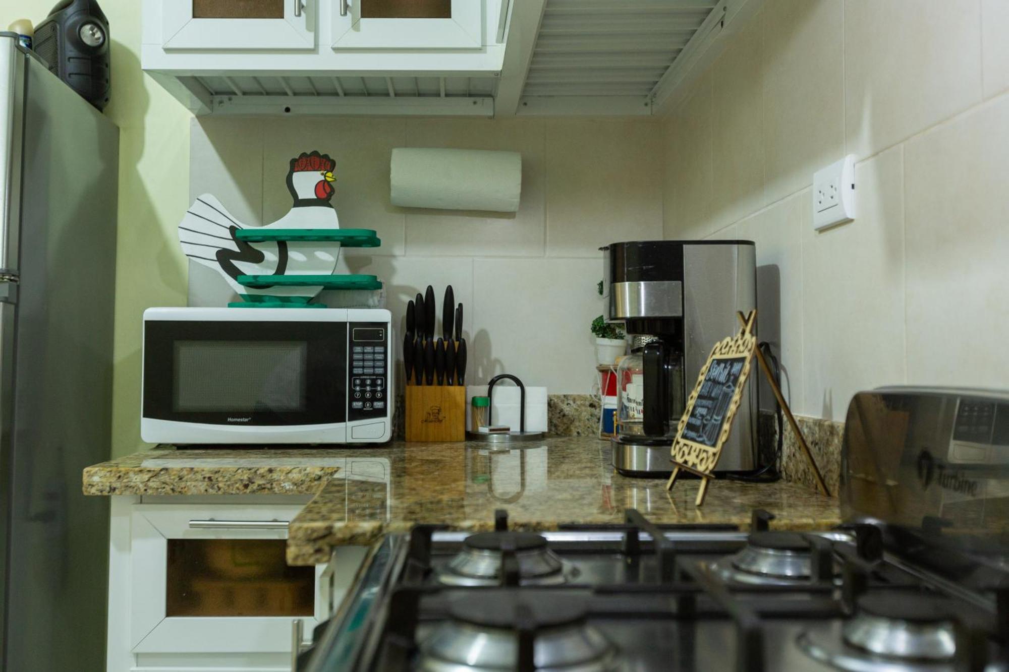 Apartment Air-conditioning , Bbq, Downtown City, Just 3 Minutes From The Cable Car And The