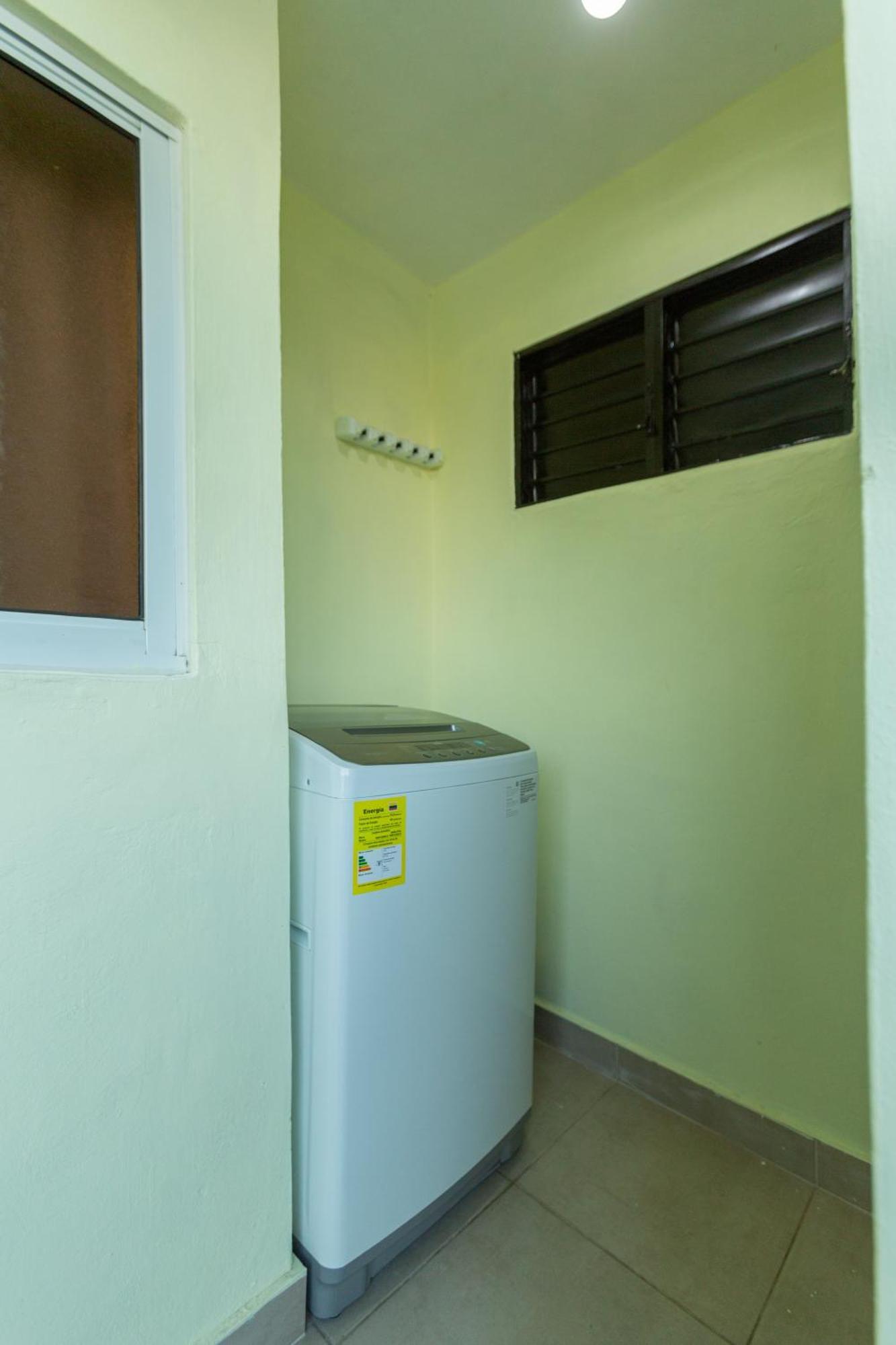 Apartment Air-conditioning , Bbq, Downtown City, Just 3 Minutes From The Cable Car And The Puerto Plata