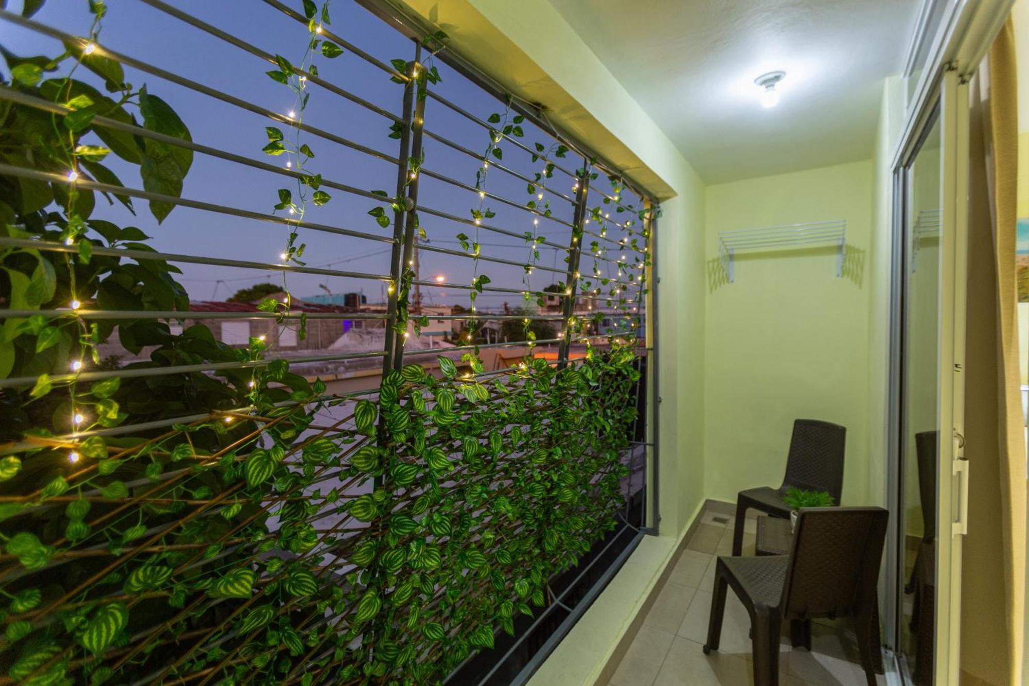 Apartment Air-conditioning , Bbq, Downtown City, Just 3 Minutes From The Cable Car And The