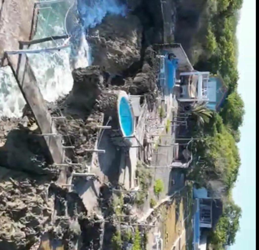 El Bucanero Villa *