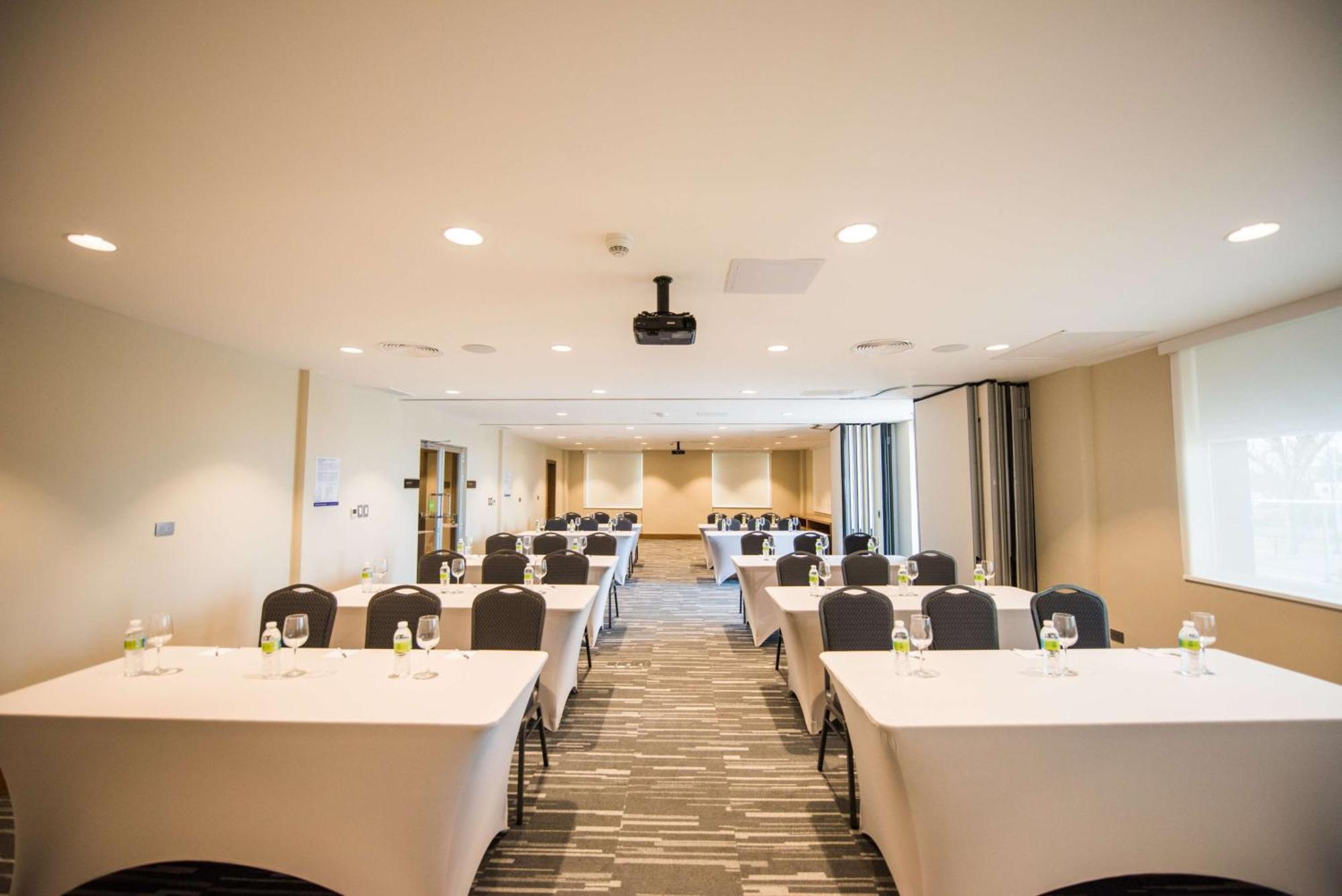 Hampton By Hilton Santo Domingo Airport 3* Boca Chica