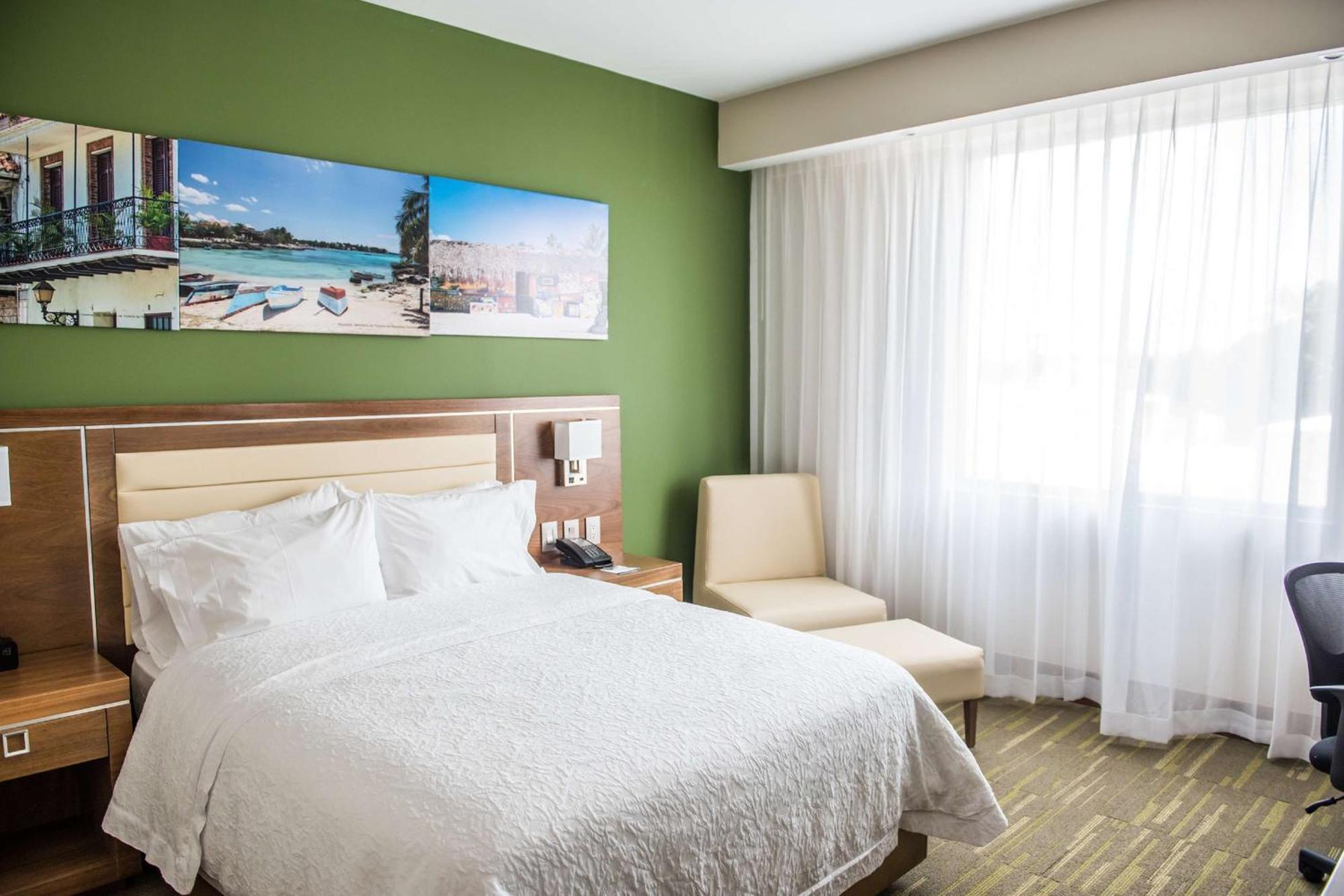 Hampton By Hilton Santo Domingo Airport Hotel 3*