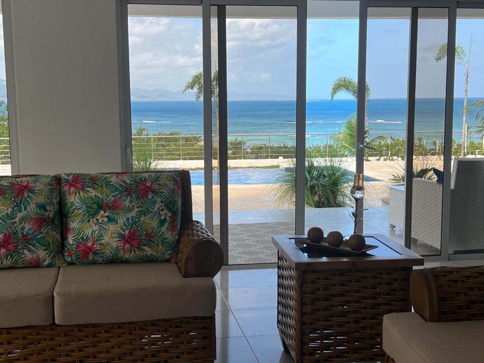 Luxury Front With Private Pool And Stunning Ocean View! Villa *