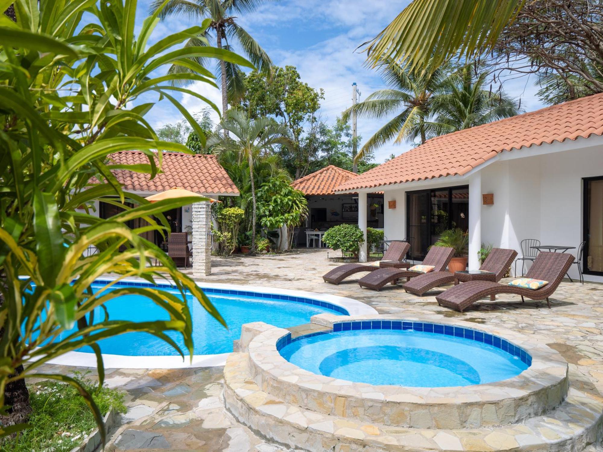 Bed & Breakfast Garden By The Sea
