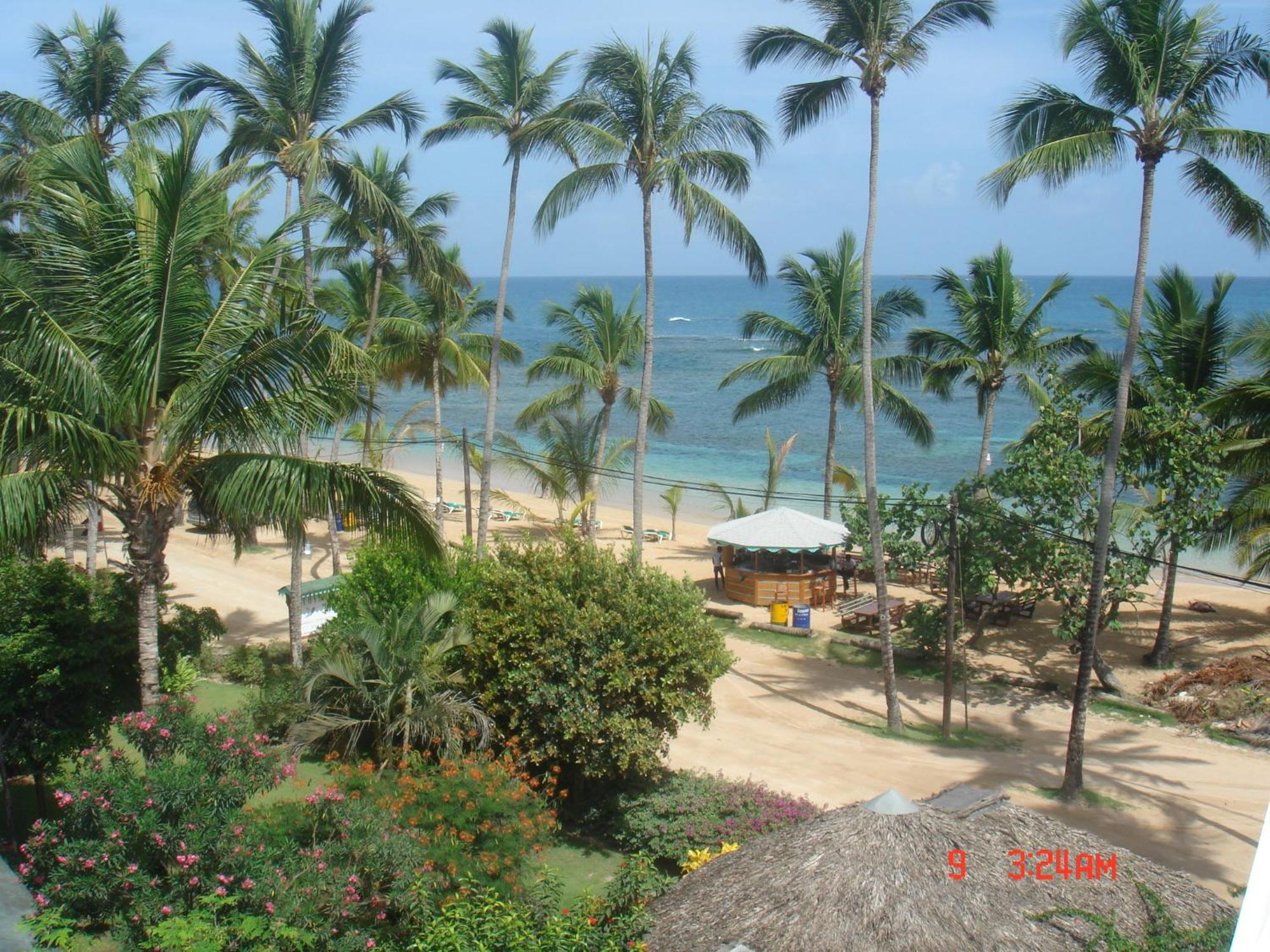 Hotel Playa Colibri 4*