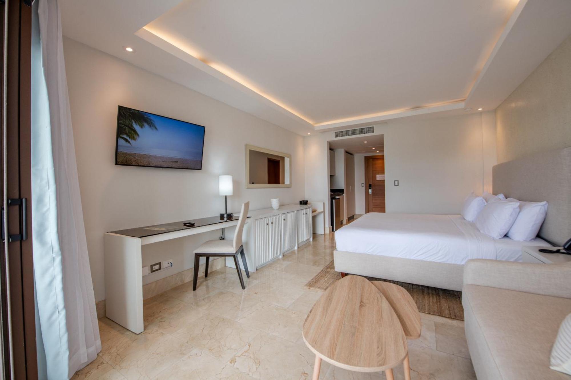 Hotel Hacienda Bay Samana