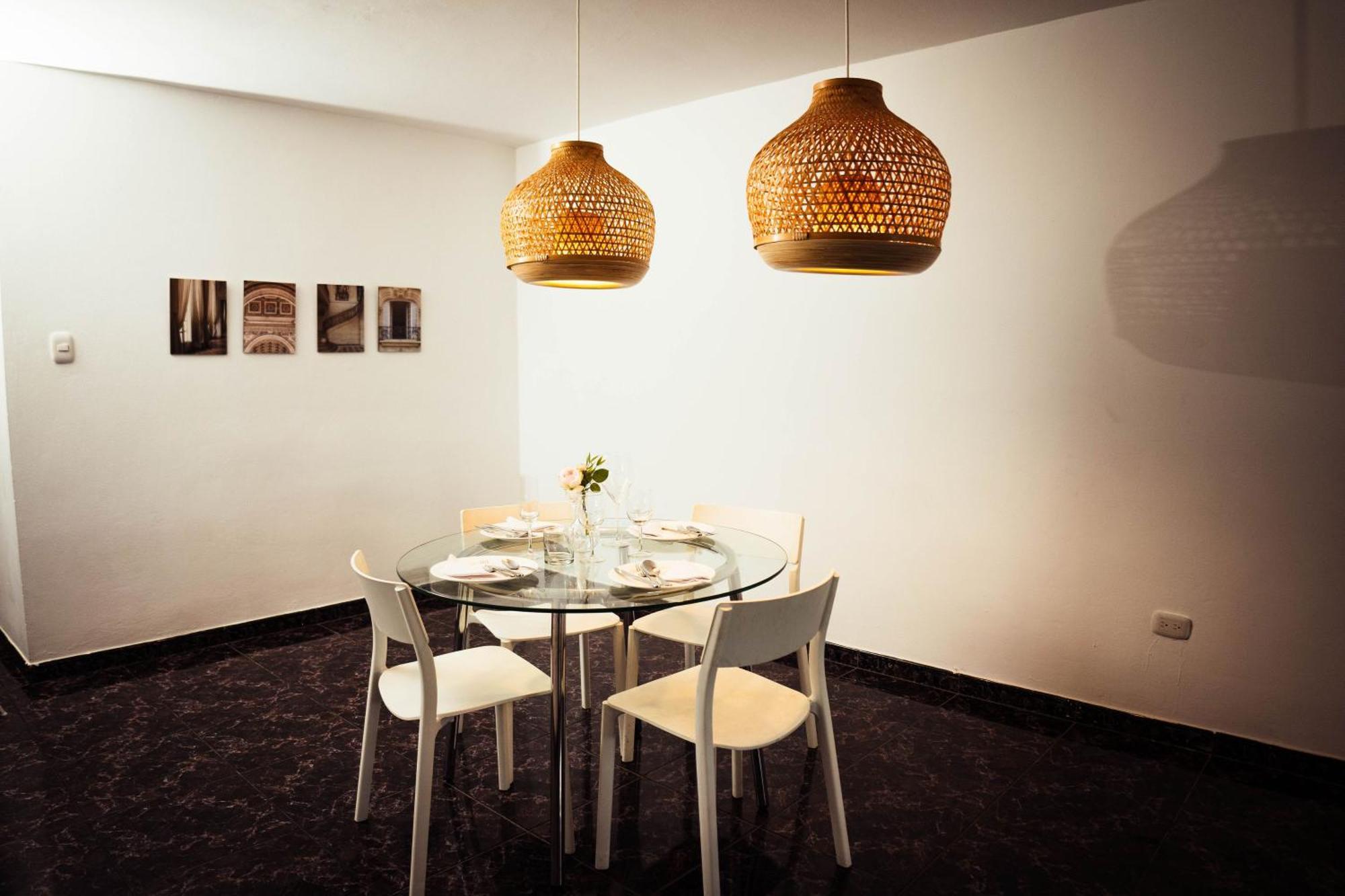 H1 & H2 - Breakfast & Service - Airport Close Santiago De Los Caballeros