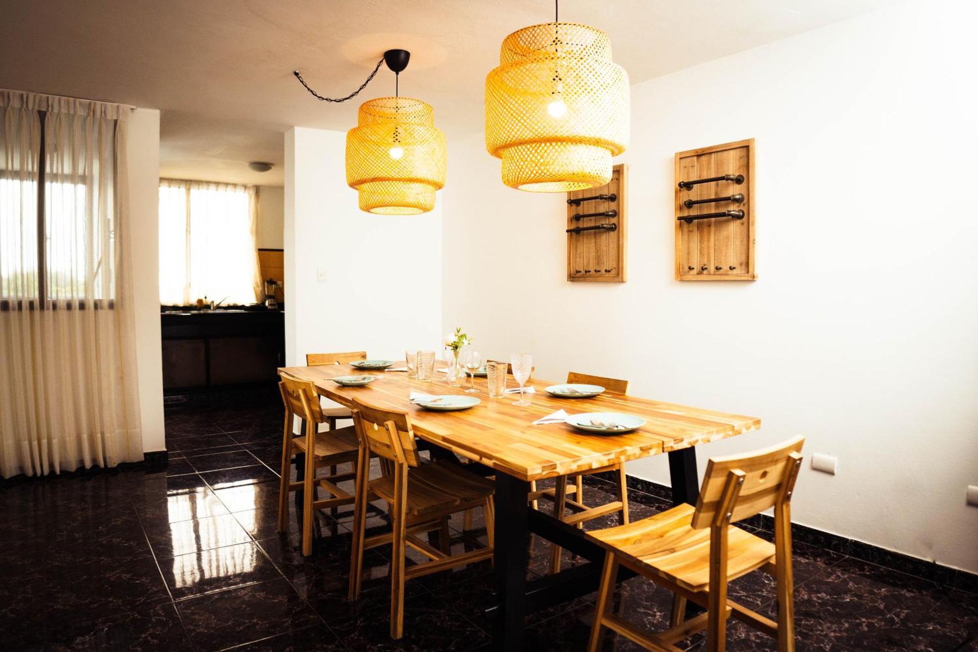 H1 & H2 - Breakfast & Service - Airport Close * Santiago De Los Caballeros
