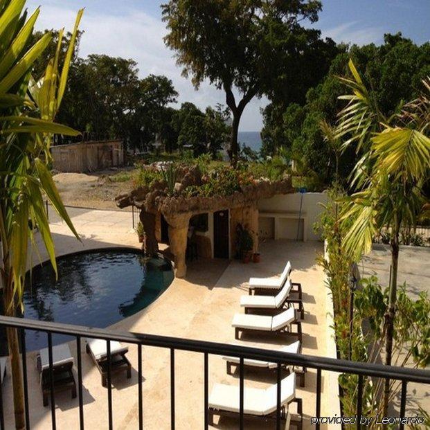 At Grand Laguna By Calisto