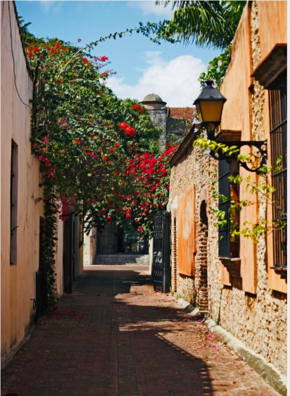 Spectacular Between The And The Sea * Santo Domingo
