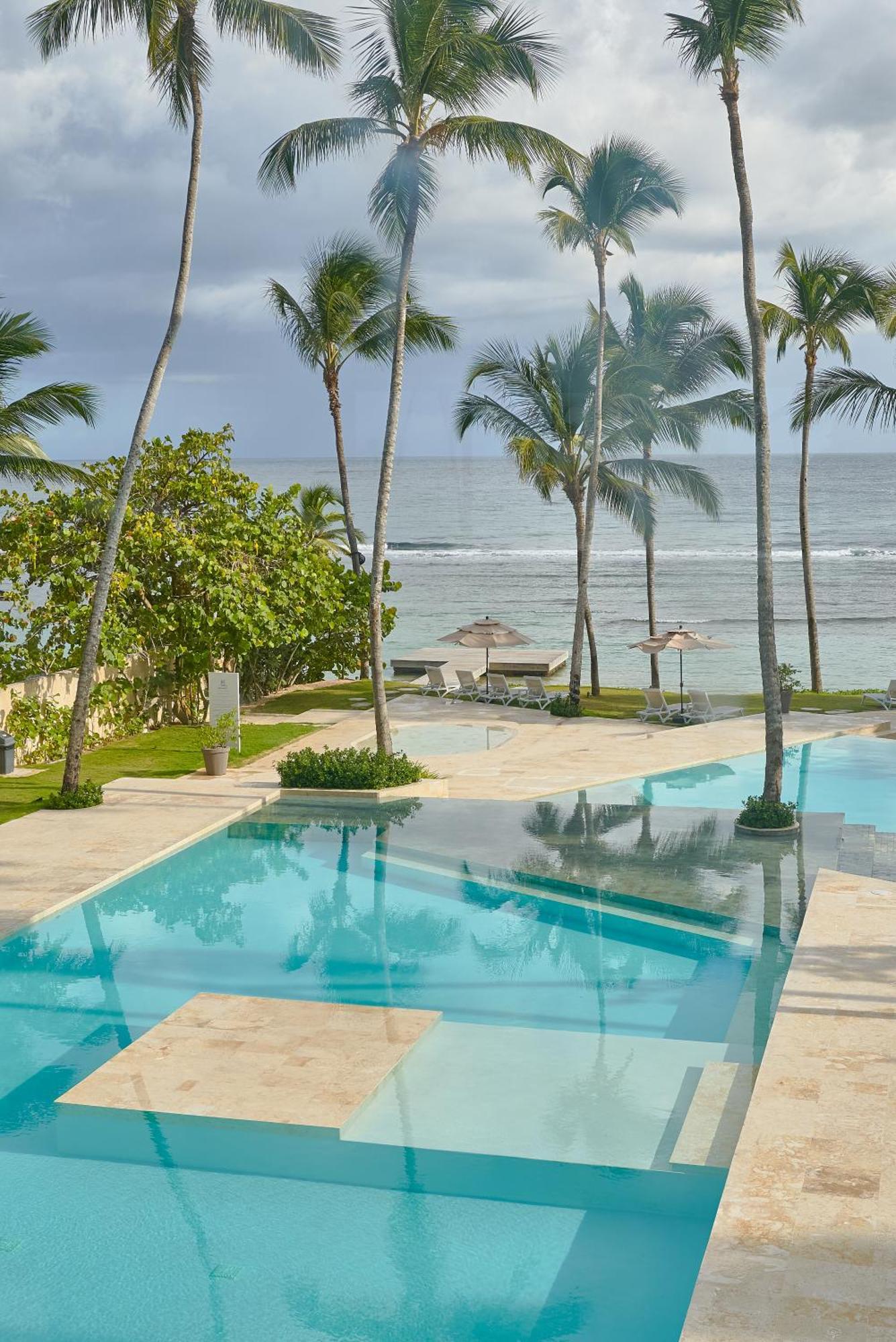 Apartment Aquarella Beachfront 2br Sunset *