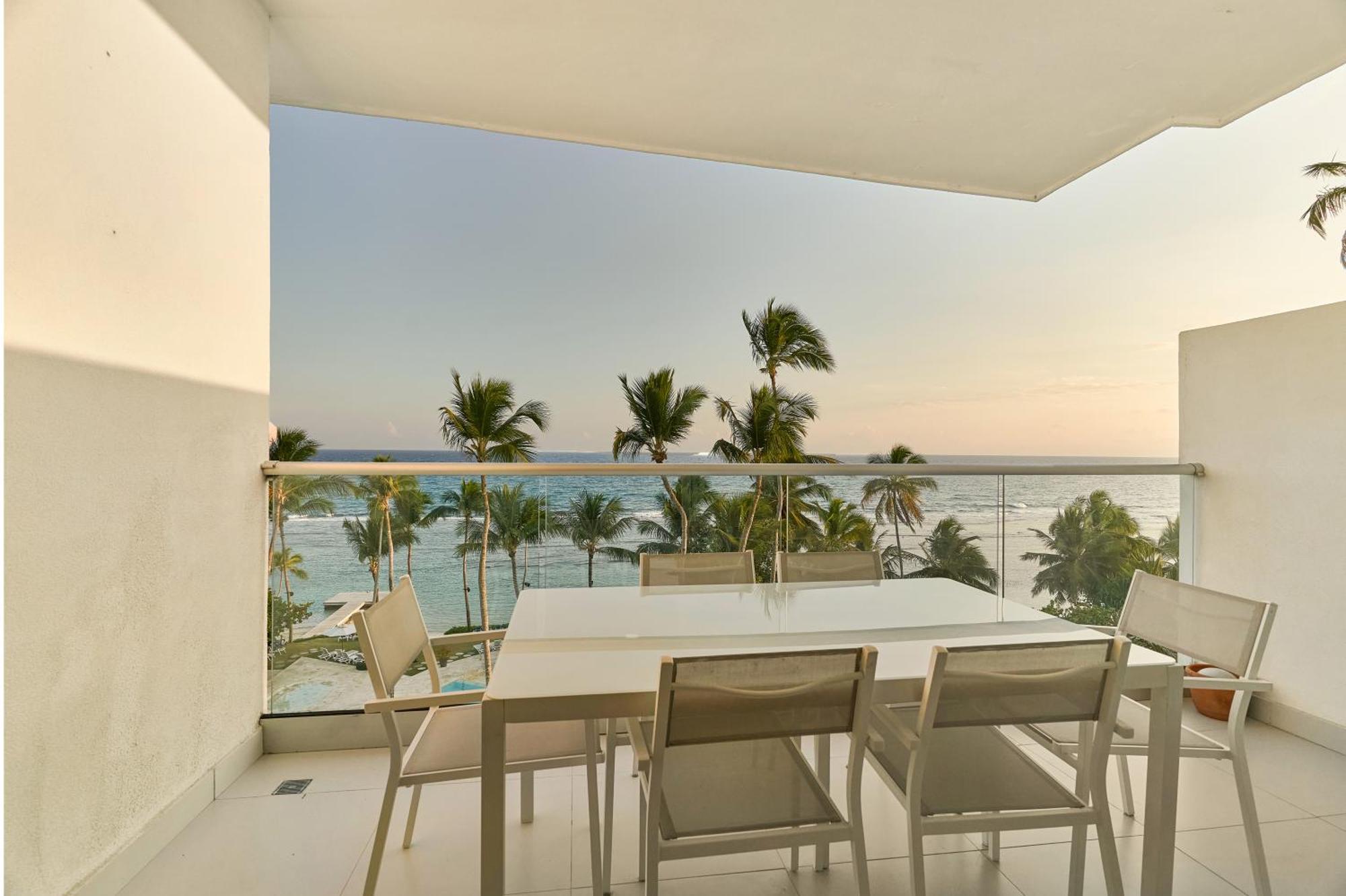 Apartment Aquarella Beachfront 2br Sunset *