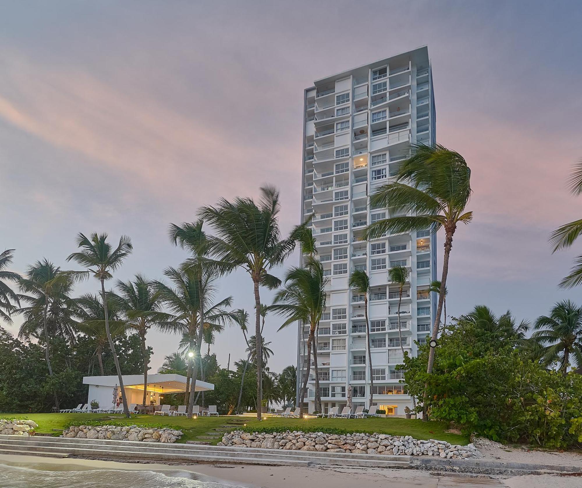 Aquarella Beachfront 2br Sunset * Juan Dolio