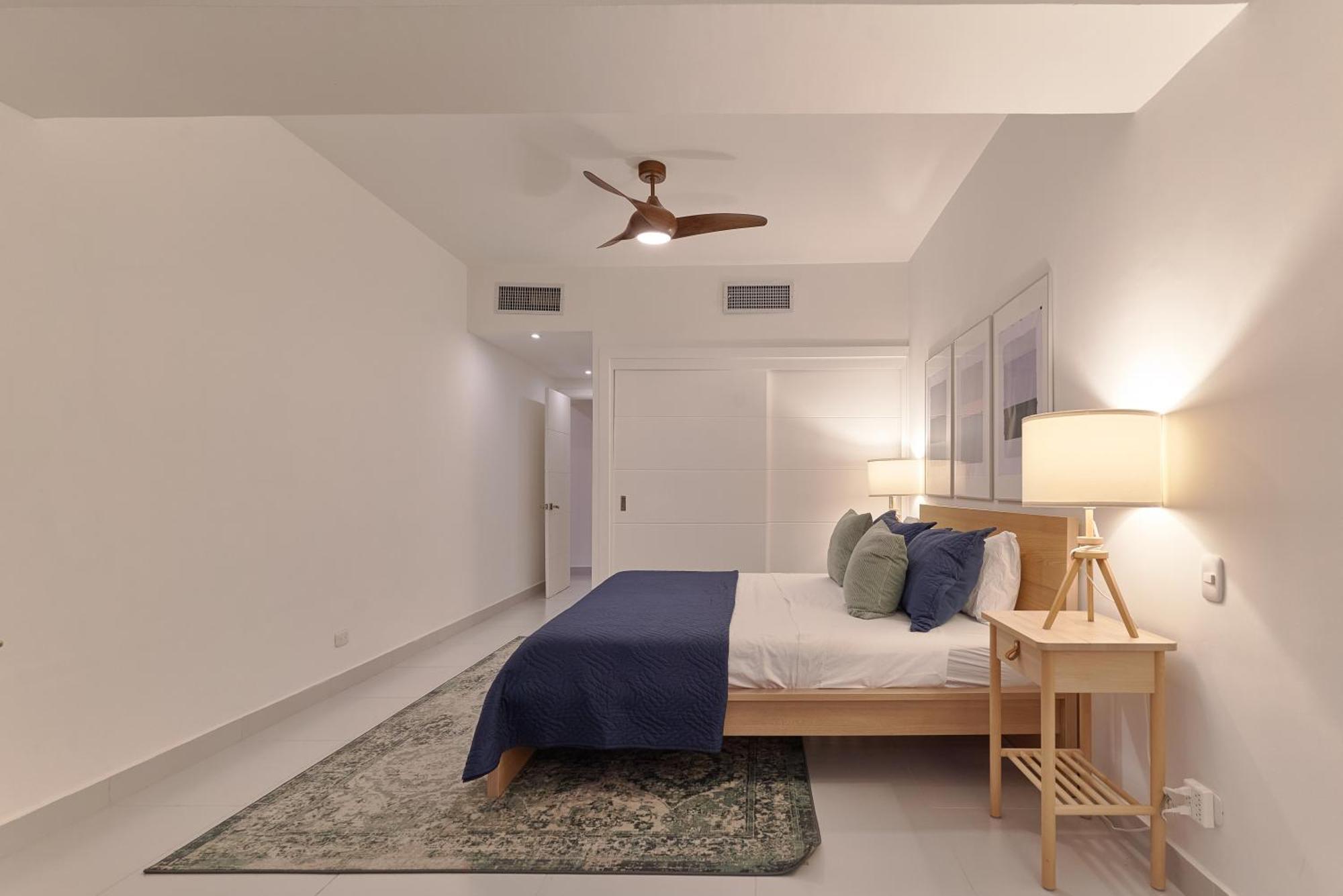 Apartment Aquarella Beachfront 2br Sunset