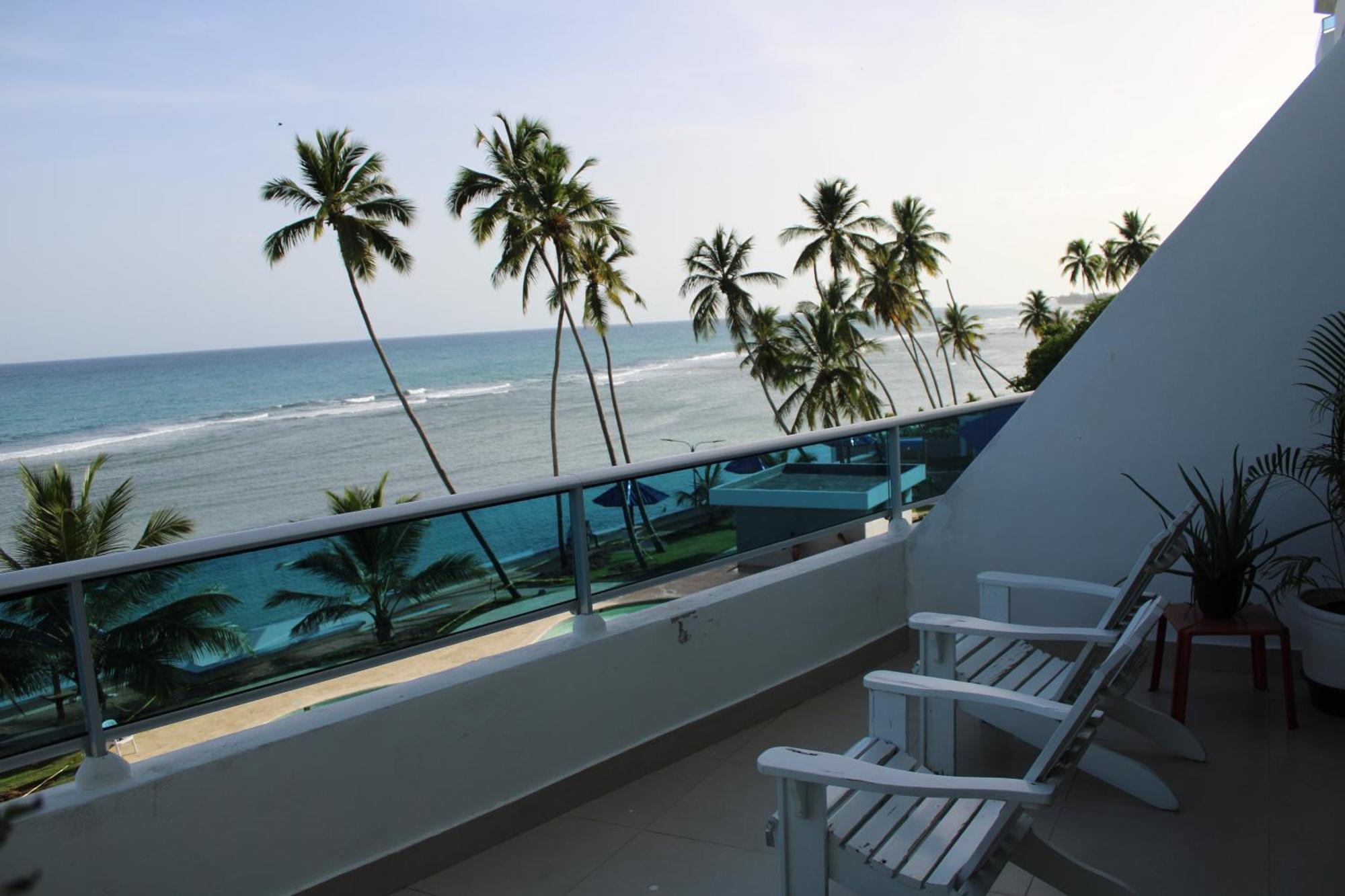Lasolastower-juandolio-2br-3bds-7px-wifi-hugeterrace-seaview * Guayacanes