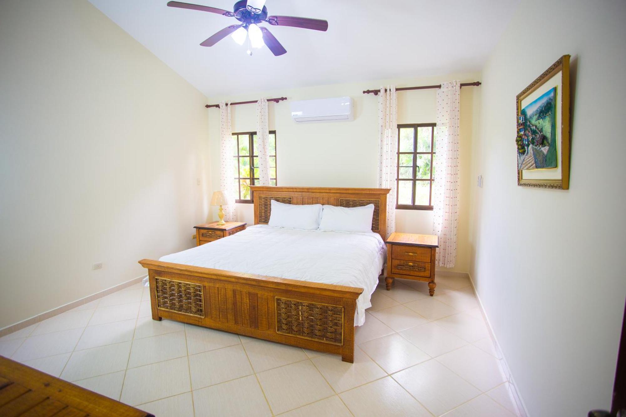 Hotel Ocean Village 3*