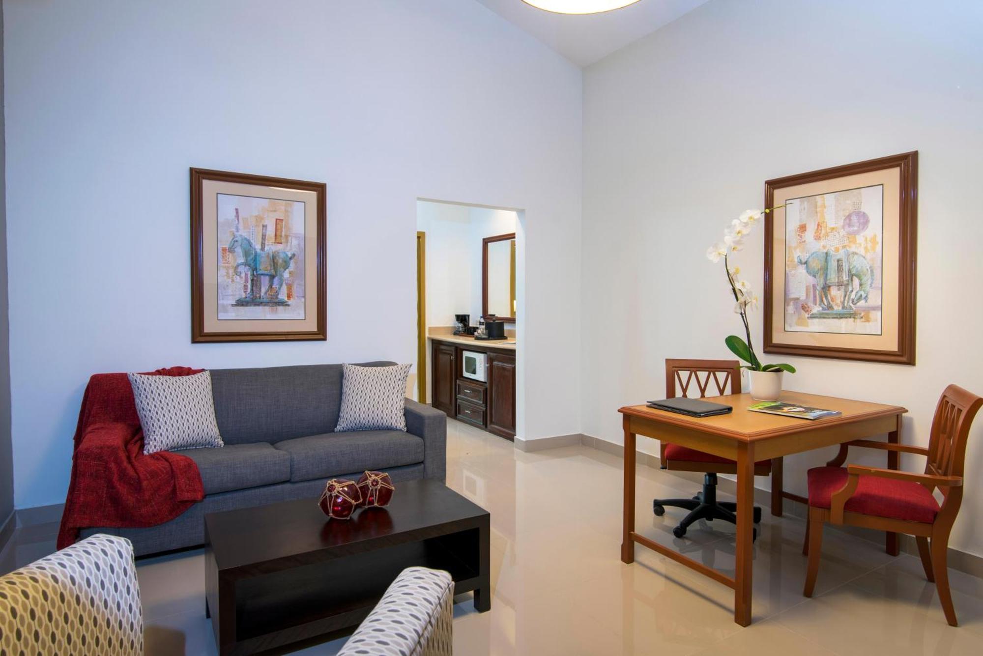 Hodelpa Garden 4*