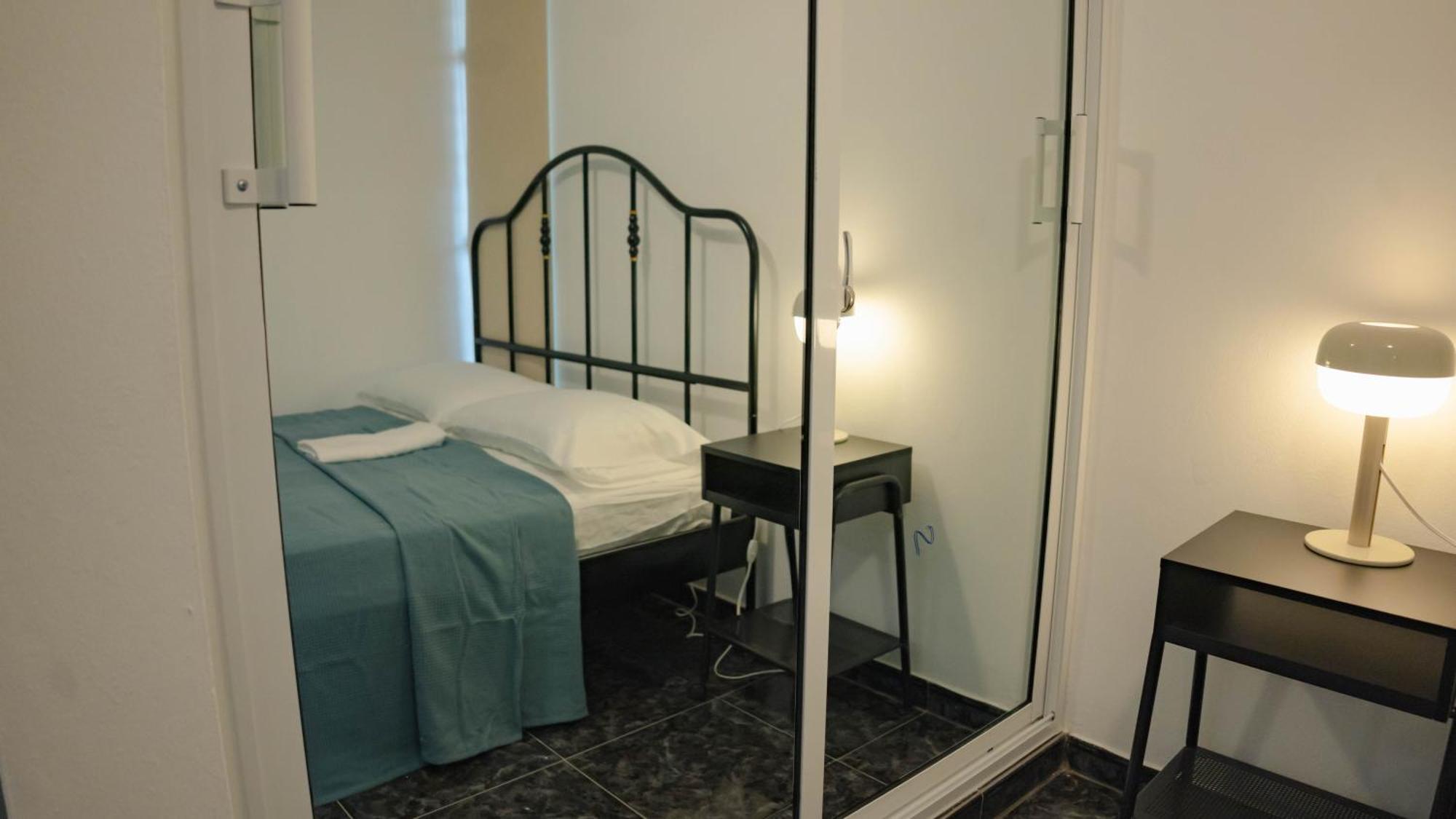 Apartment H1 & H2 - Breakfast & Service - Airport Close *