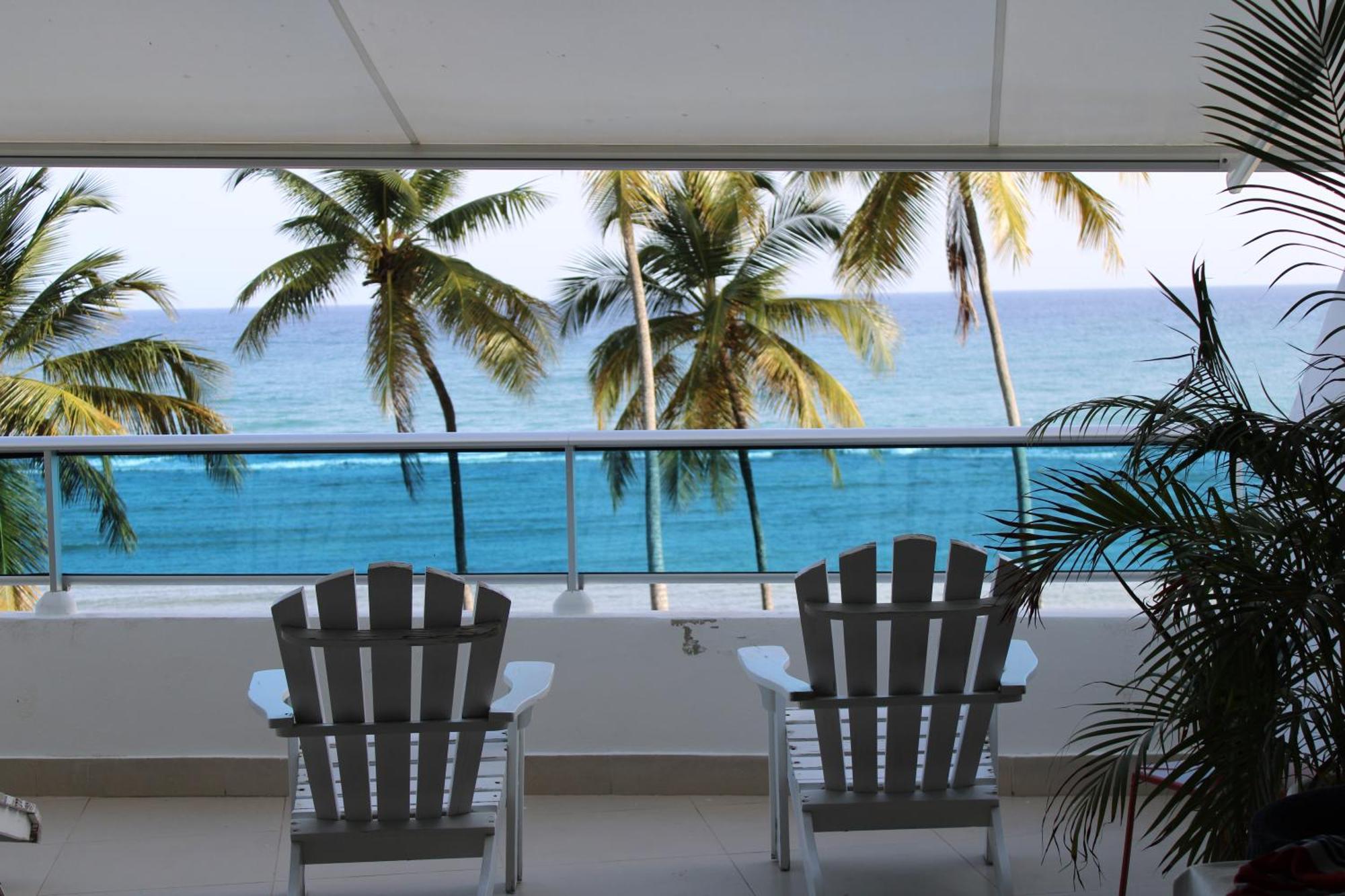Lasolastower-juandolio-2br-3bds-7px-wifi-hugeterrace-seaview *