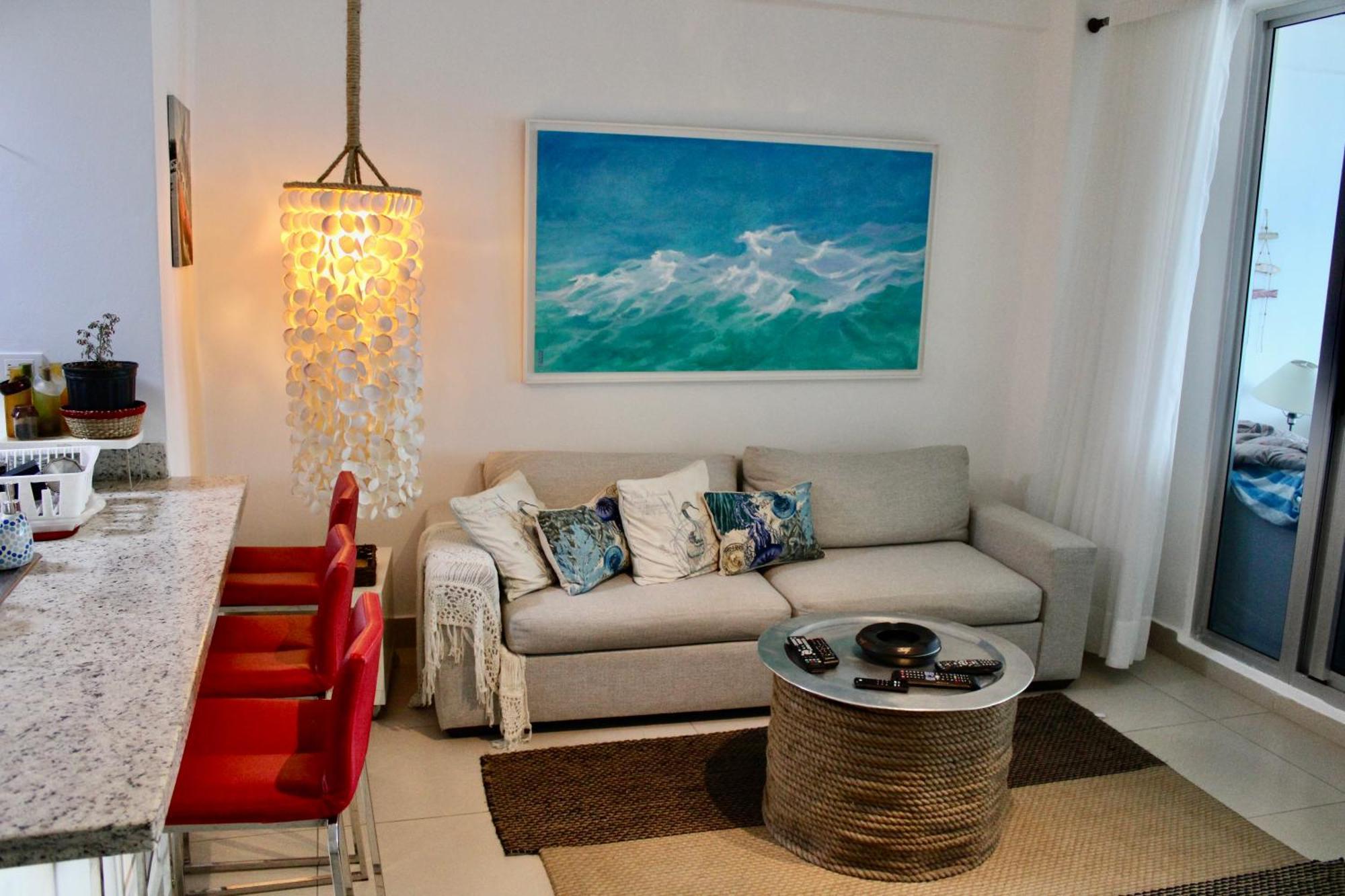 Apartment Lasolastower-juandolio-2br-3bds-7px-wifi-hugeterrace-seaview