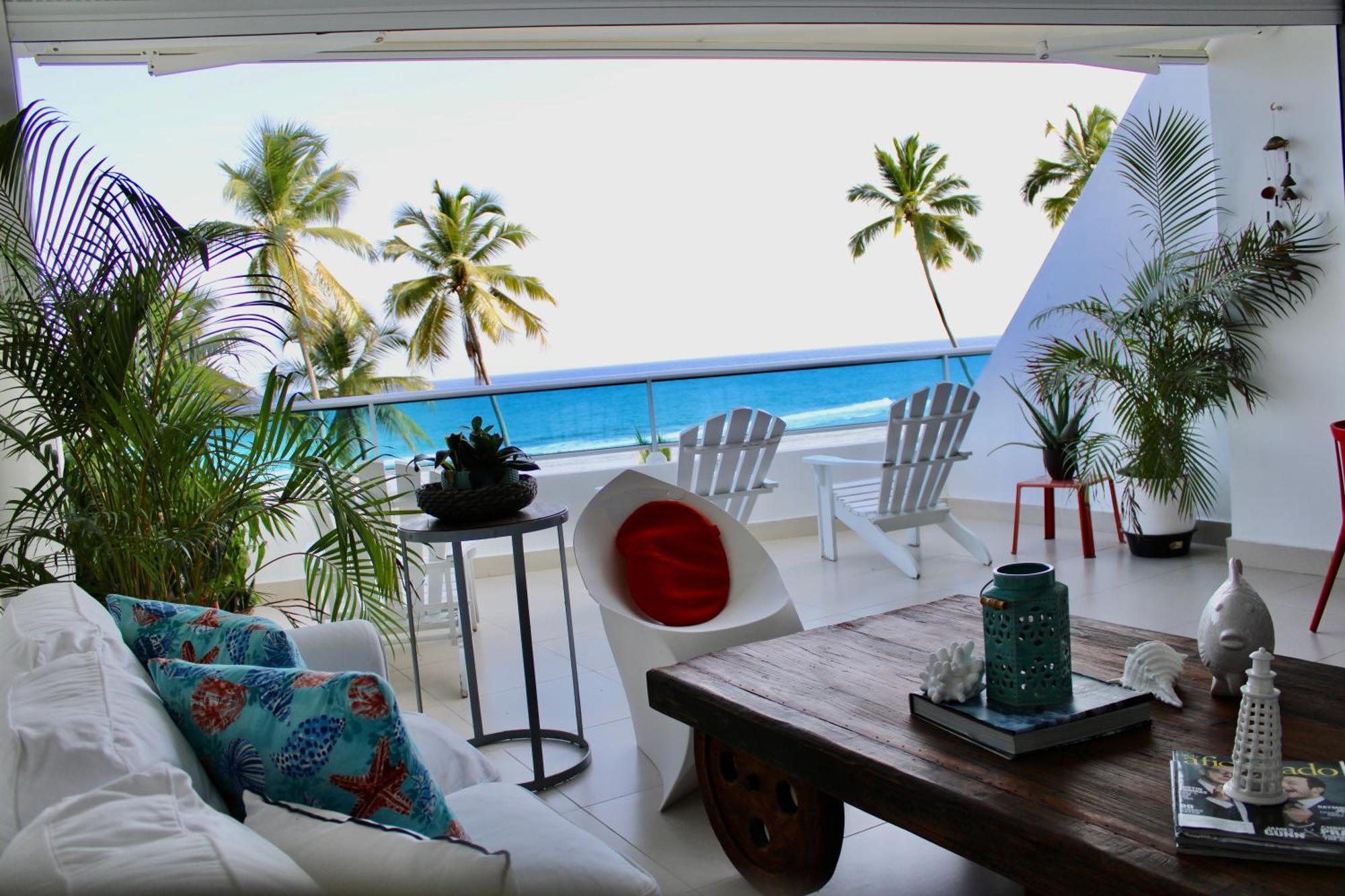Lasolastower-juandolio-2br-3bds-7px-wifi-hugeterrace-seaview