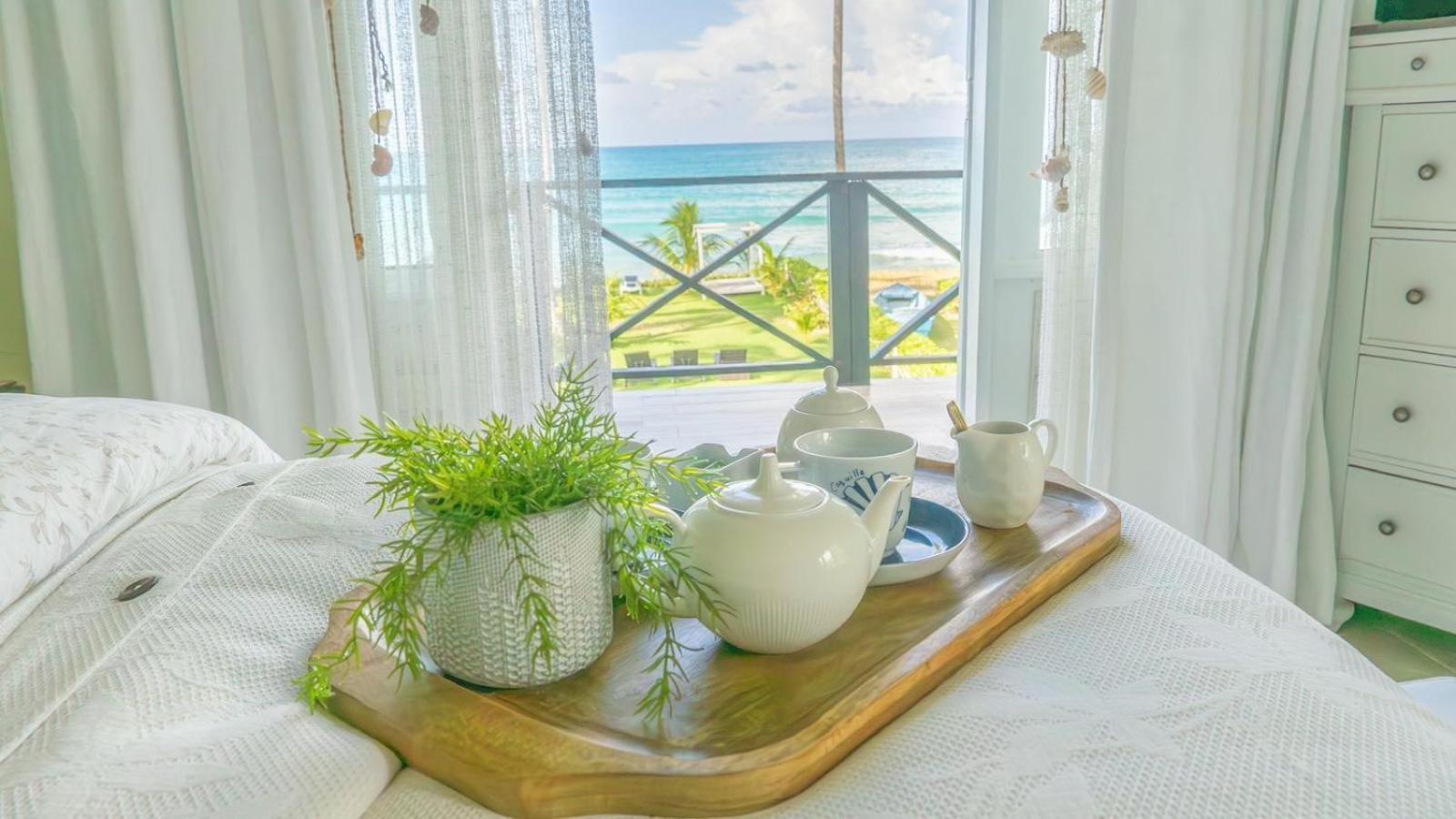 Villa Maranata Complex 5 3brd Frontbeach