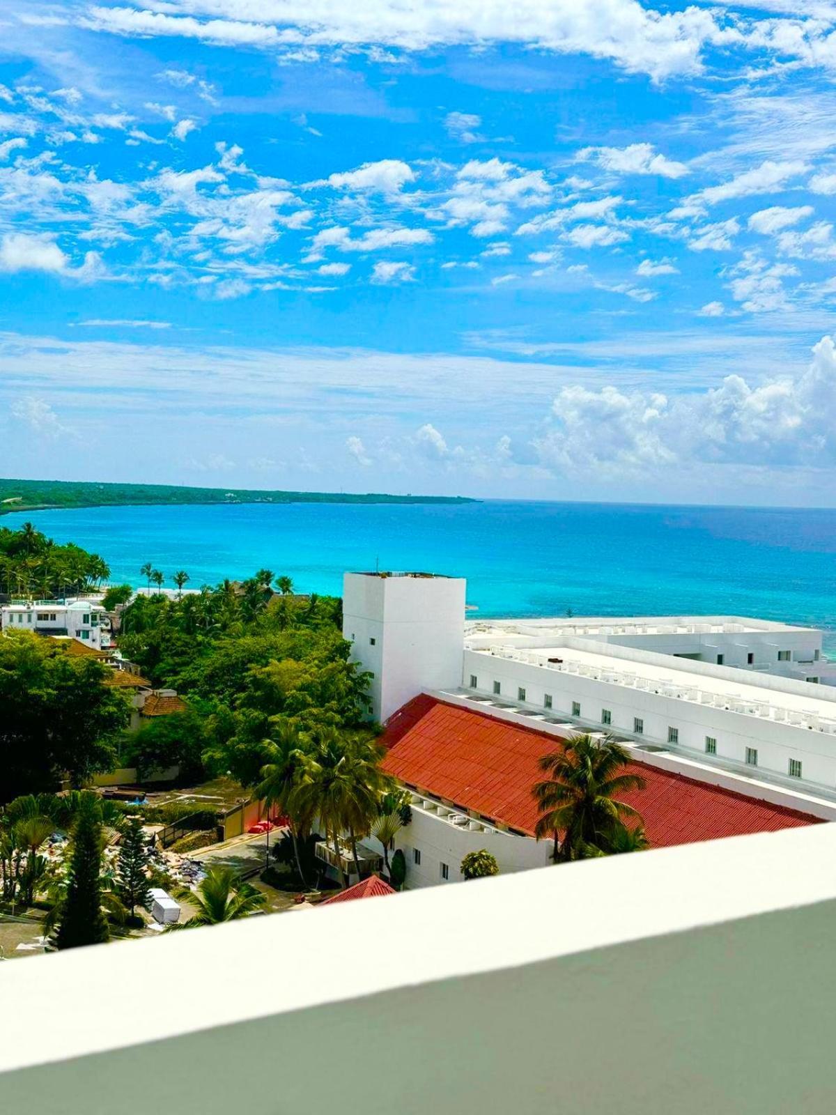 Luxury Penthouse Dgm At Boca Del Mar Iii,