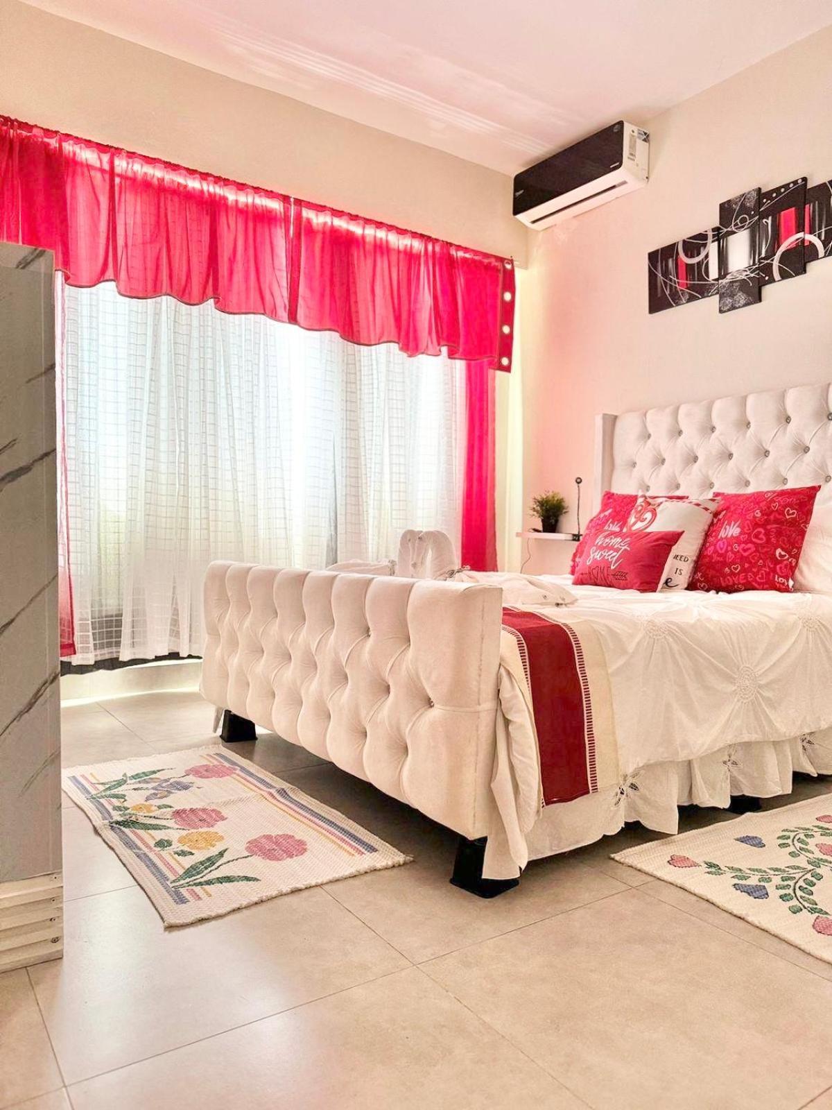 Luxury Penthouse Dgm At Boca Del Mar Iii, Apartment