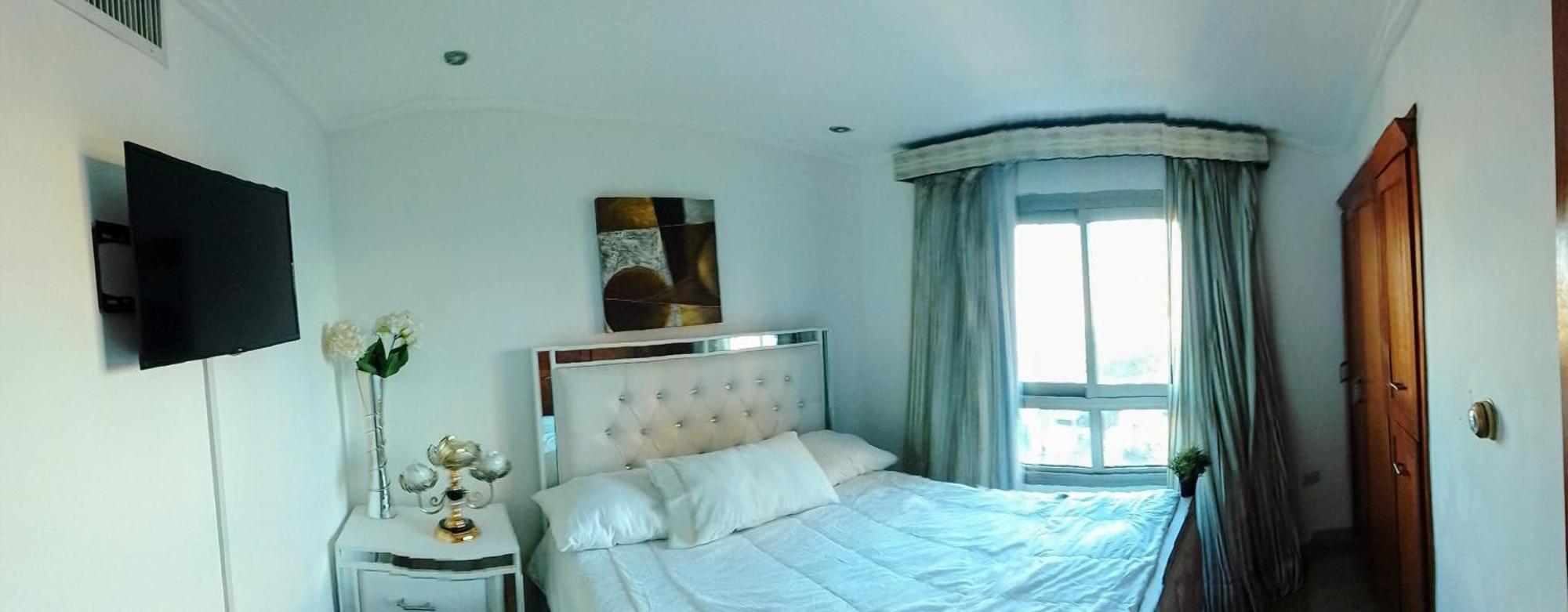 Malecon Center, Torre 3 Homestay *