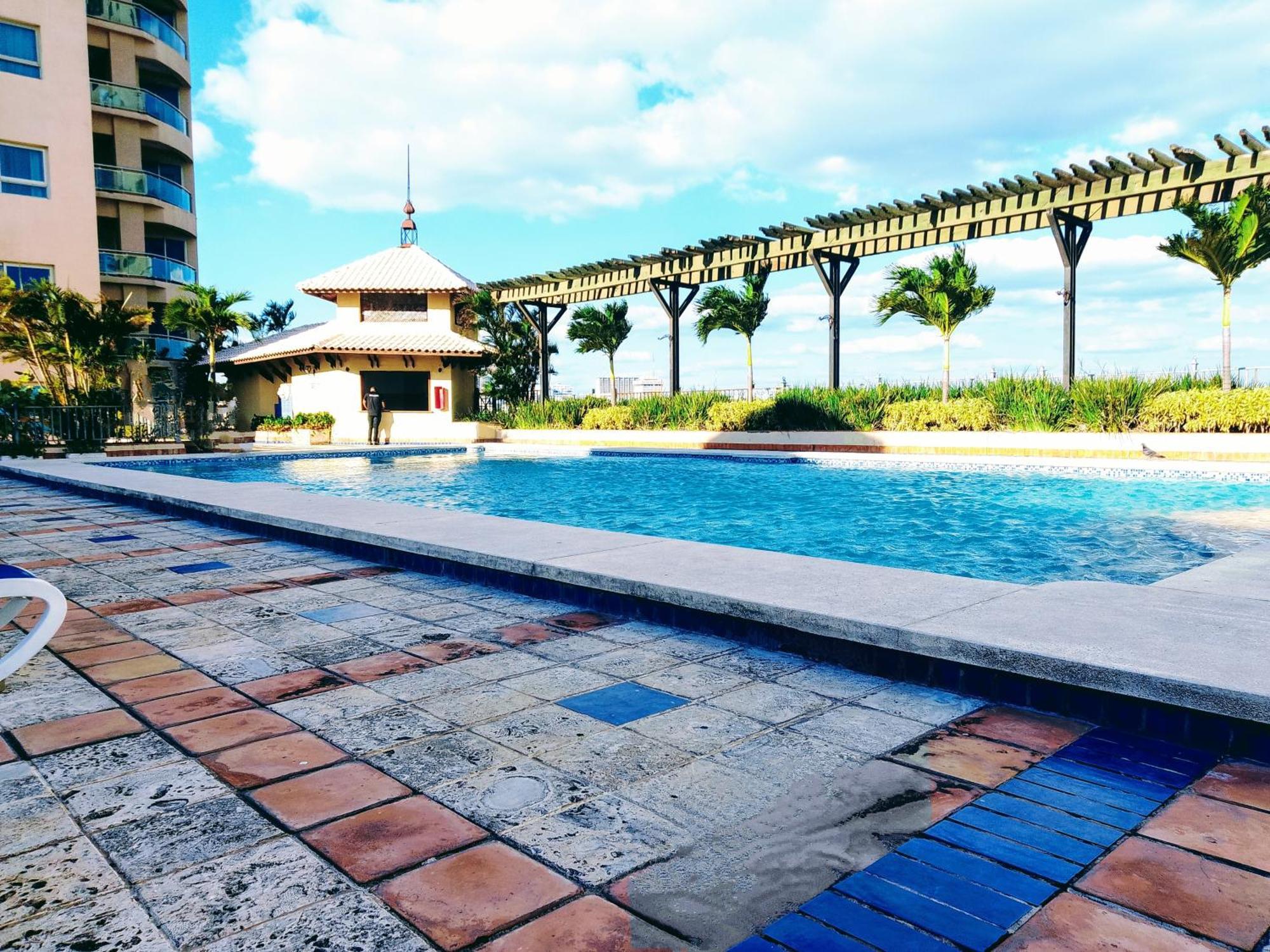 Homestay Malecon Center, Torre 3 *
