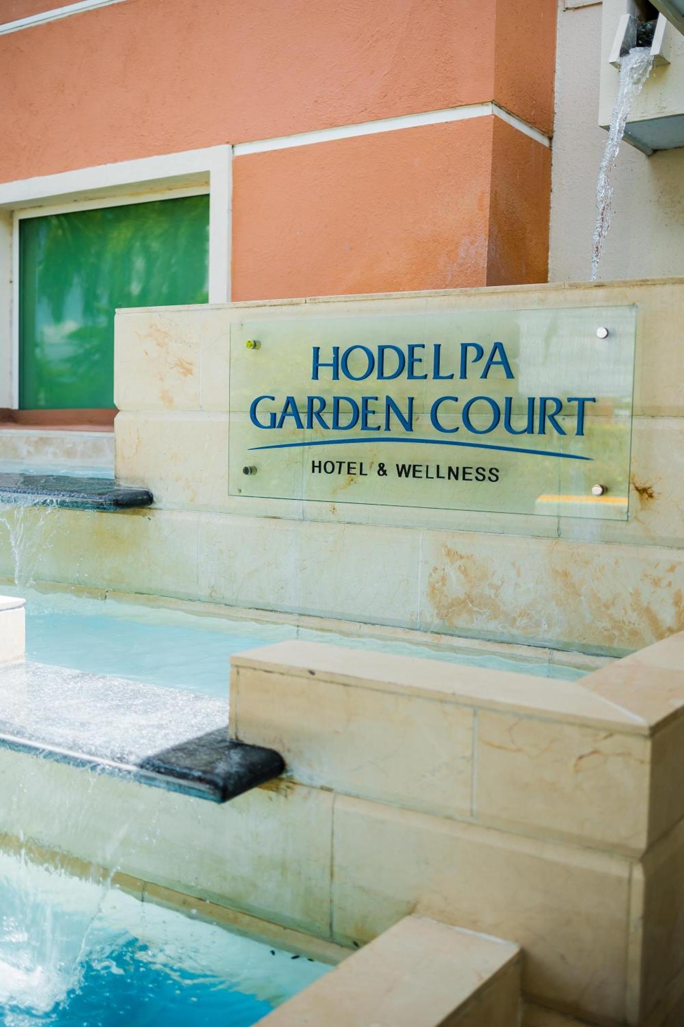 Hotel Hodelpa Garden Court 4*
