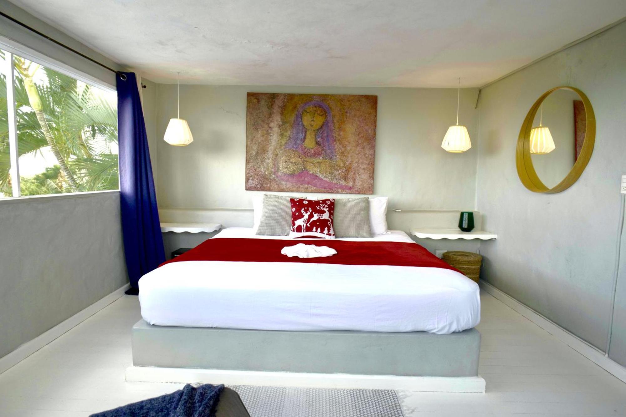 Valentine Lomabonitalasterrenas Villa *