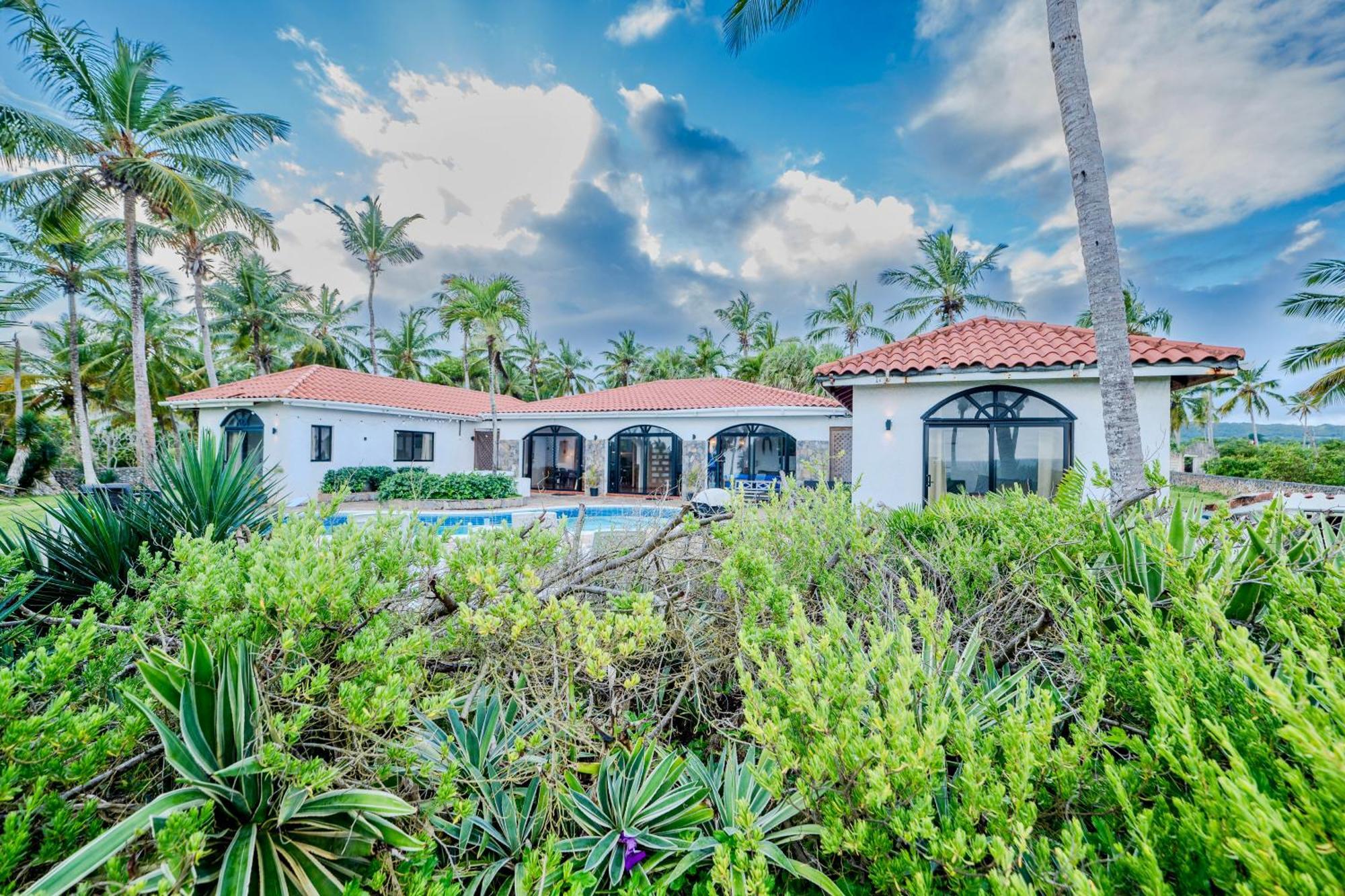 Villa Palm House - Luxury - Samana - Ocean Front *