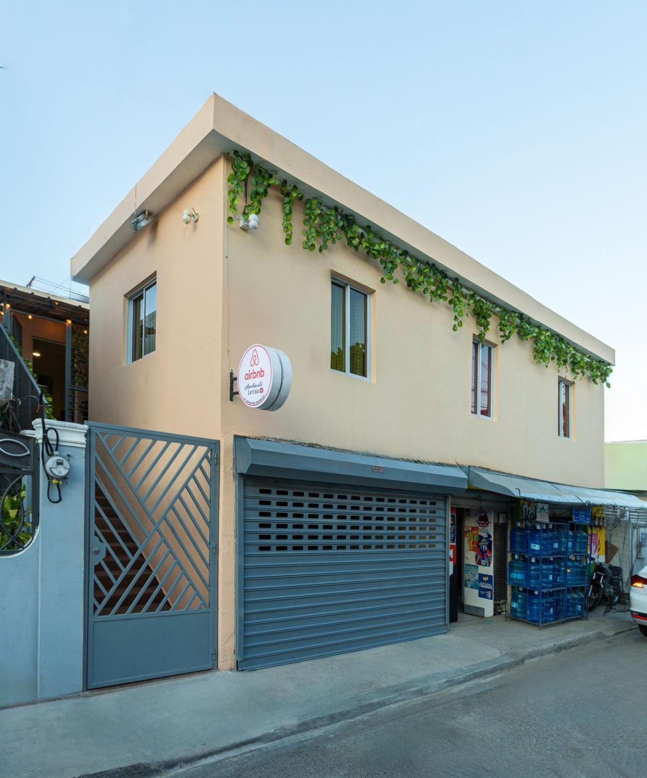 Air-conditioning , Bbq, Downtown City, Just 3 Minutes From The Cable Car And The * Puerto Plata