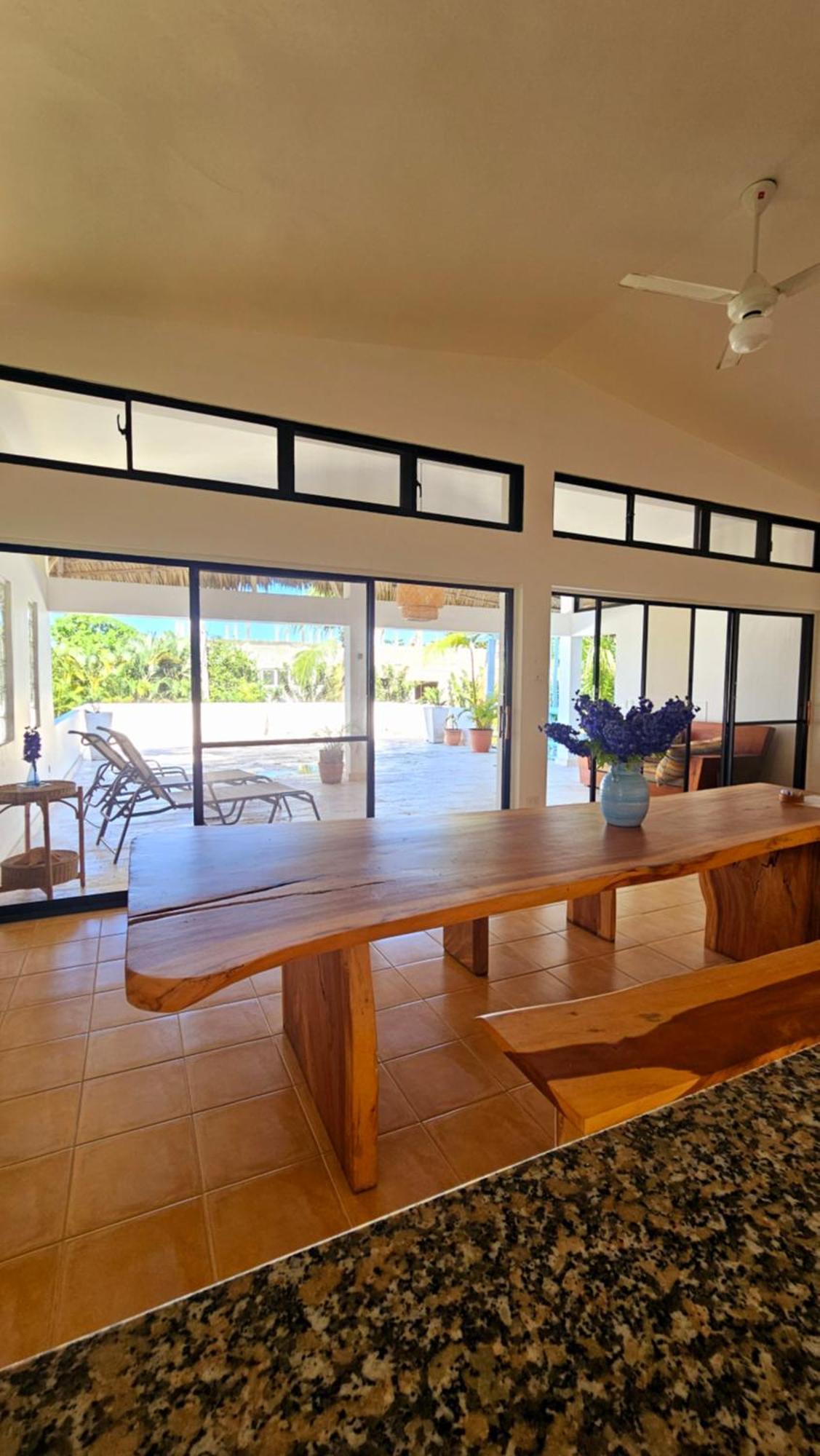 Hostel Slabdr Coliving, Once Surf Salvacion