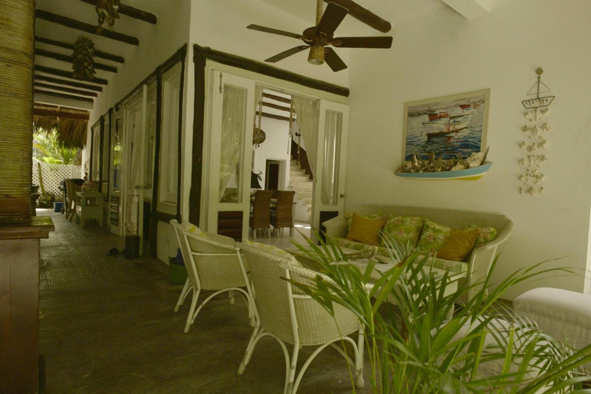 Maranata Complex 5 3brd Frontbeach *