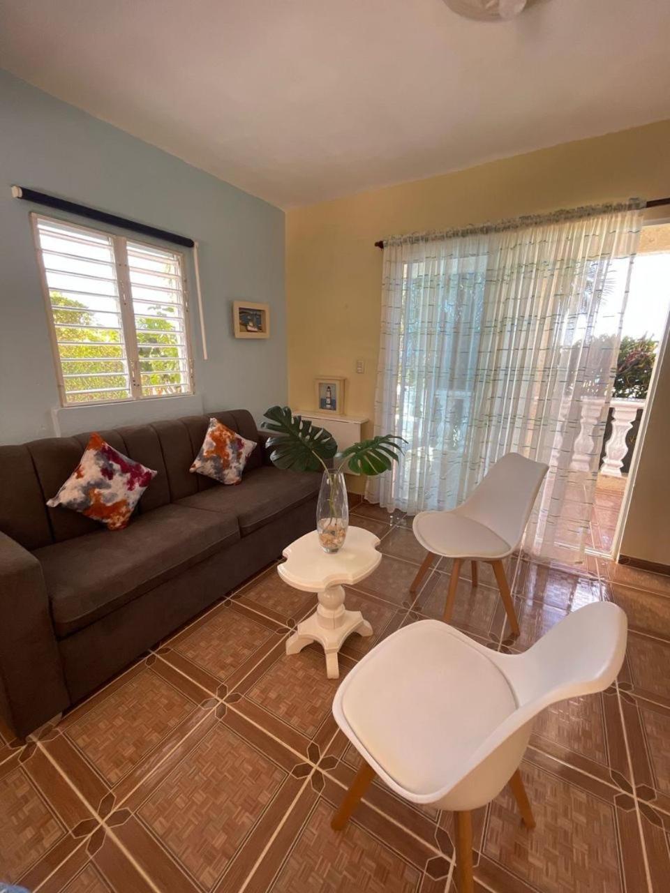 El Castillo Tropical Homestay *