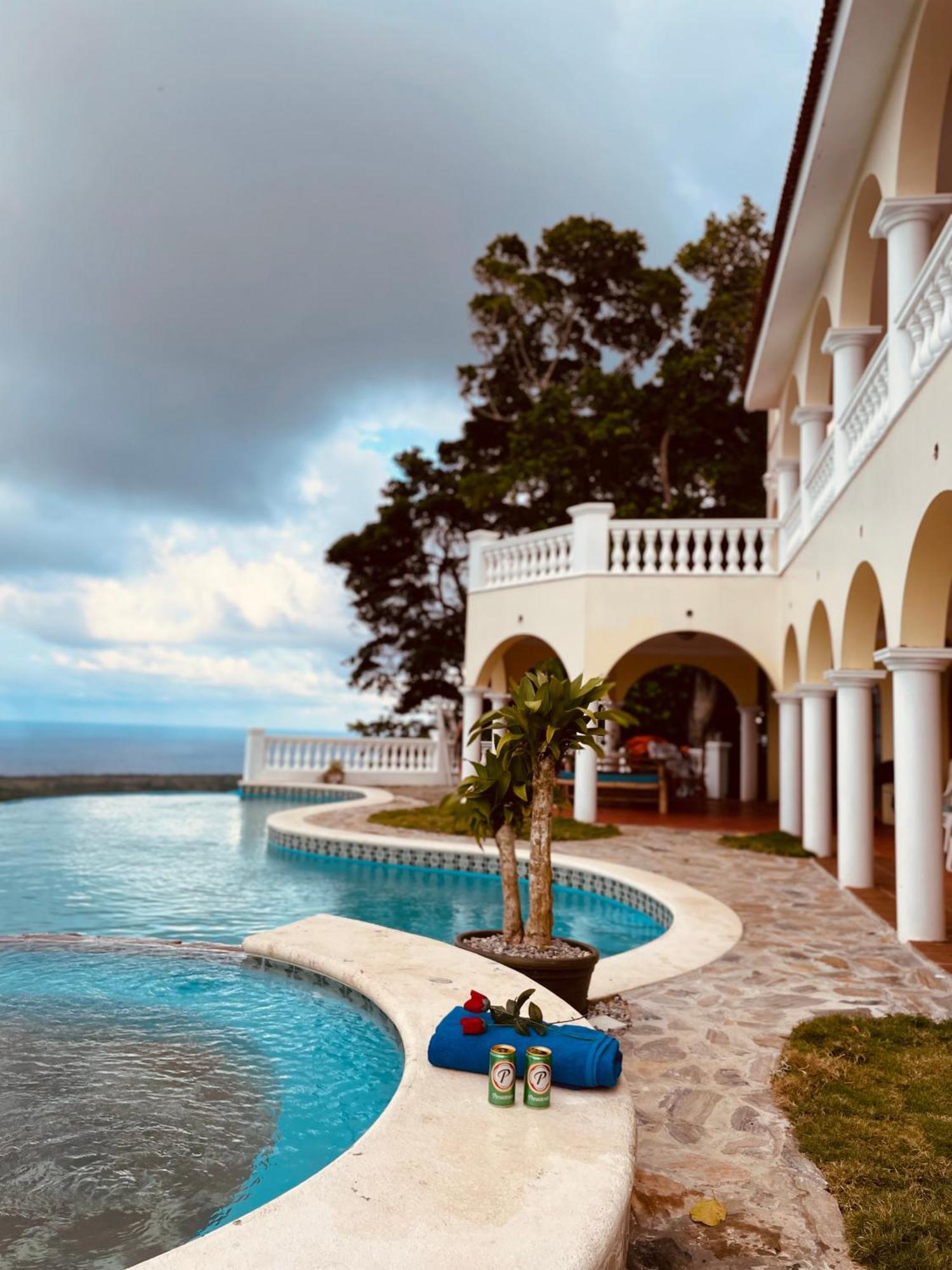 Homestay El Castillo Tropical *