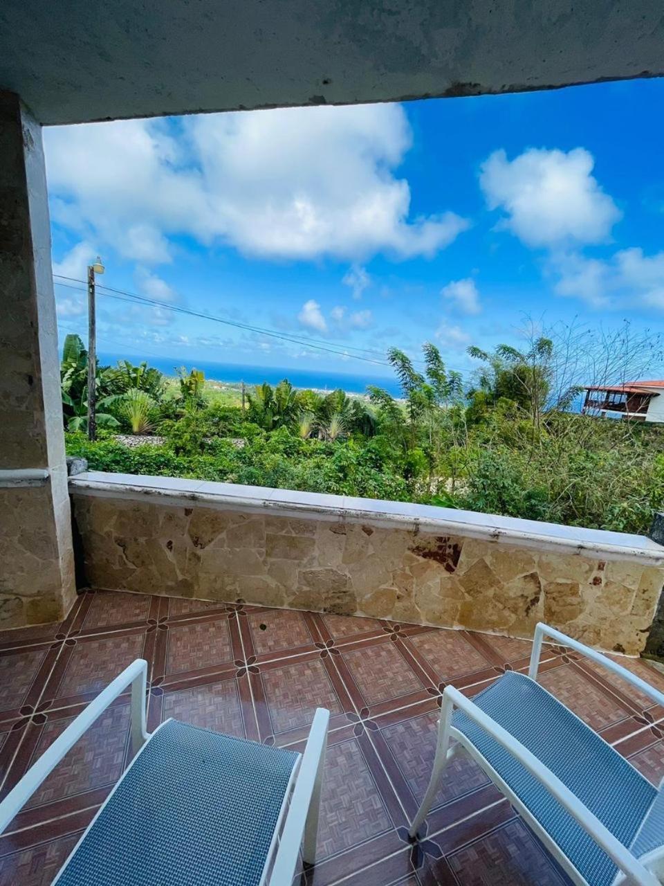 El Castillo Tropical Homestay Cabrera