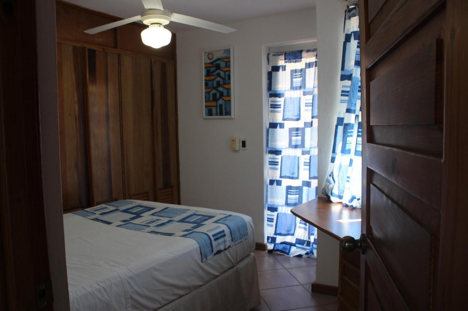 Hotel Neptuno Refugio