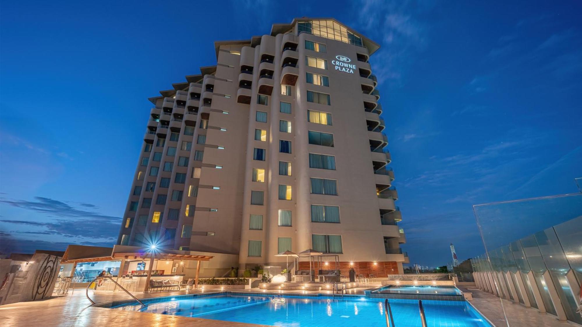Crowne Plaza By Ihg