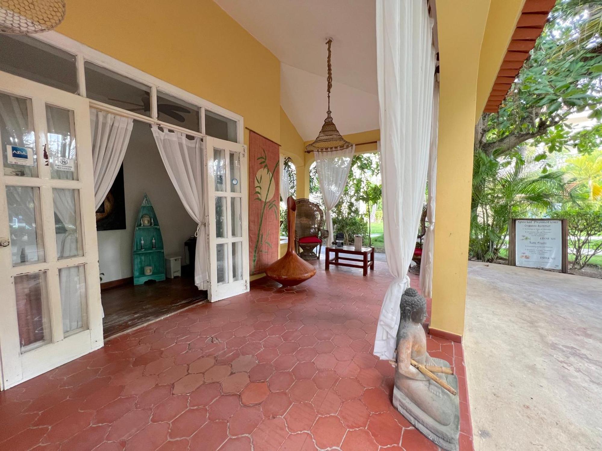 Aparthotel Olas Del Caribe - Vacation With Rooftop Pool - Playa Corales 5*
