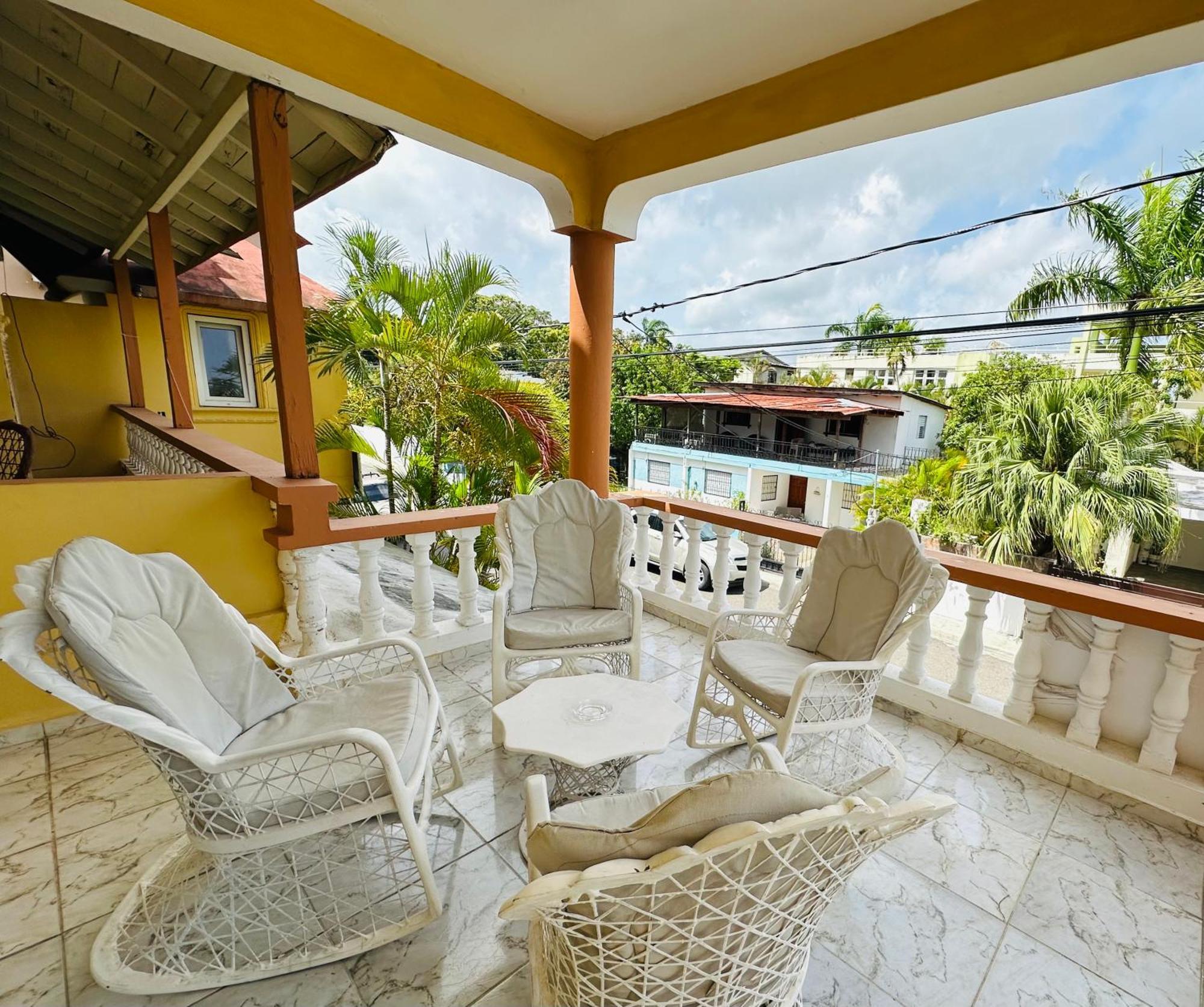 Michaela Aparthotel 3*