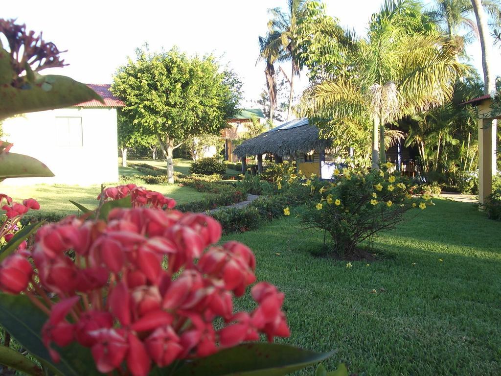 Los Bohios Campo Anil *