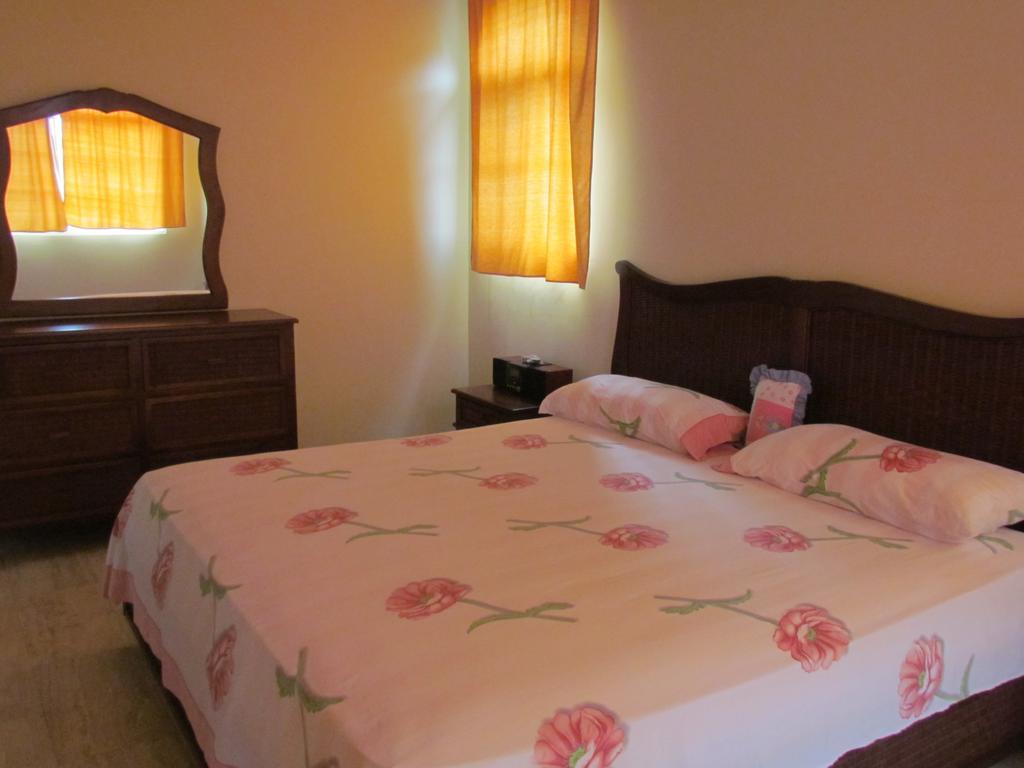 Hispaniola Residencial *