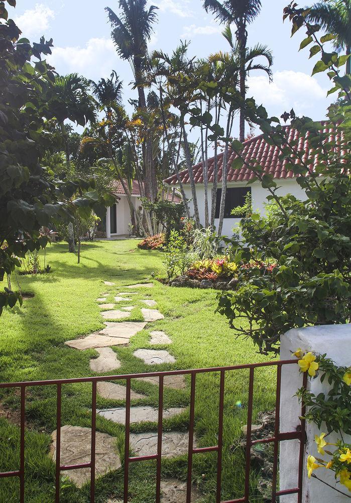 Garden By The Sea Bed & Breakfast