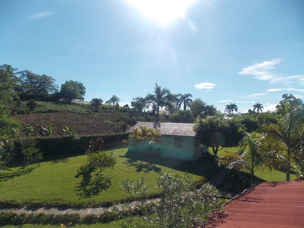 Los Bohios Campo Anil Jarabacoa