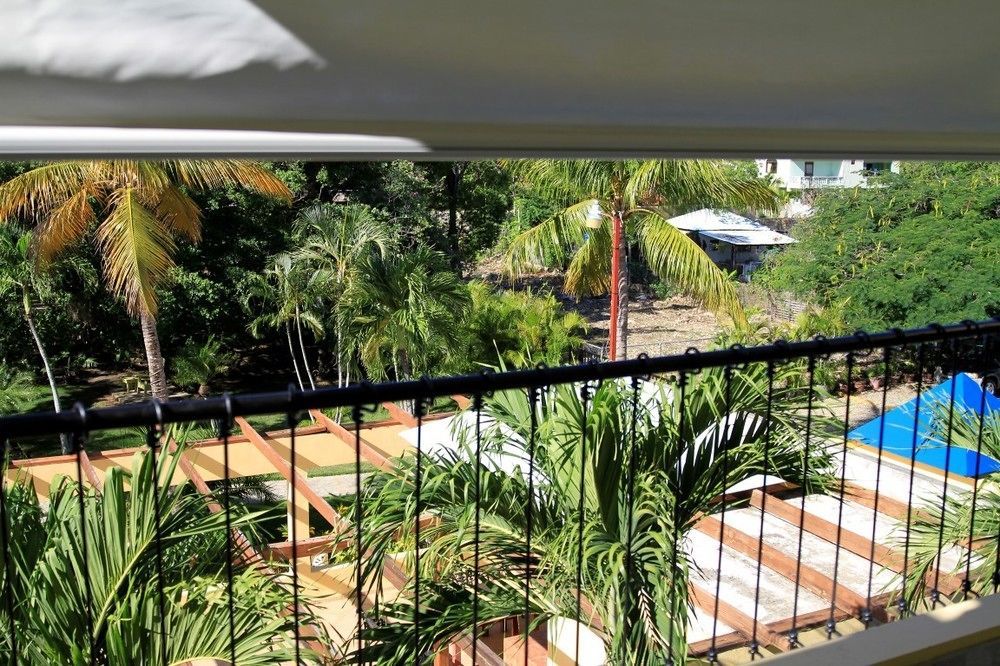 Garden Condos El Batey