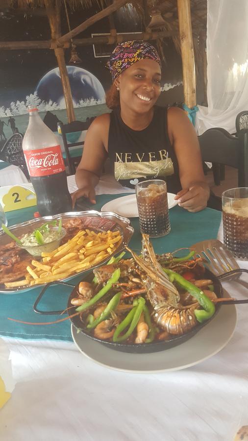 Bed & Breakfast & Restaurante Espanol Luz De Luna